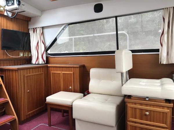 1992 Broom 33