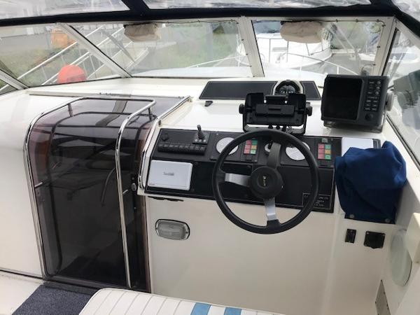 1992 Broom 33