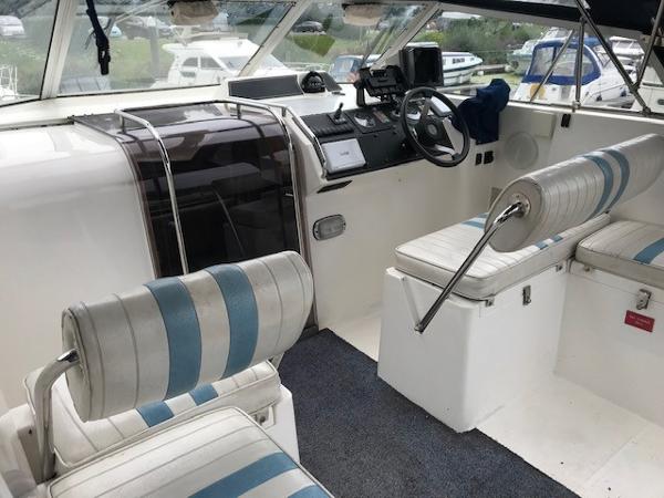 1992 Broom 33