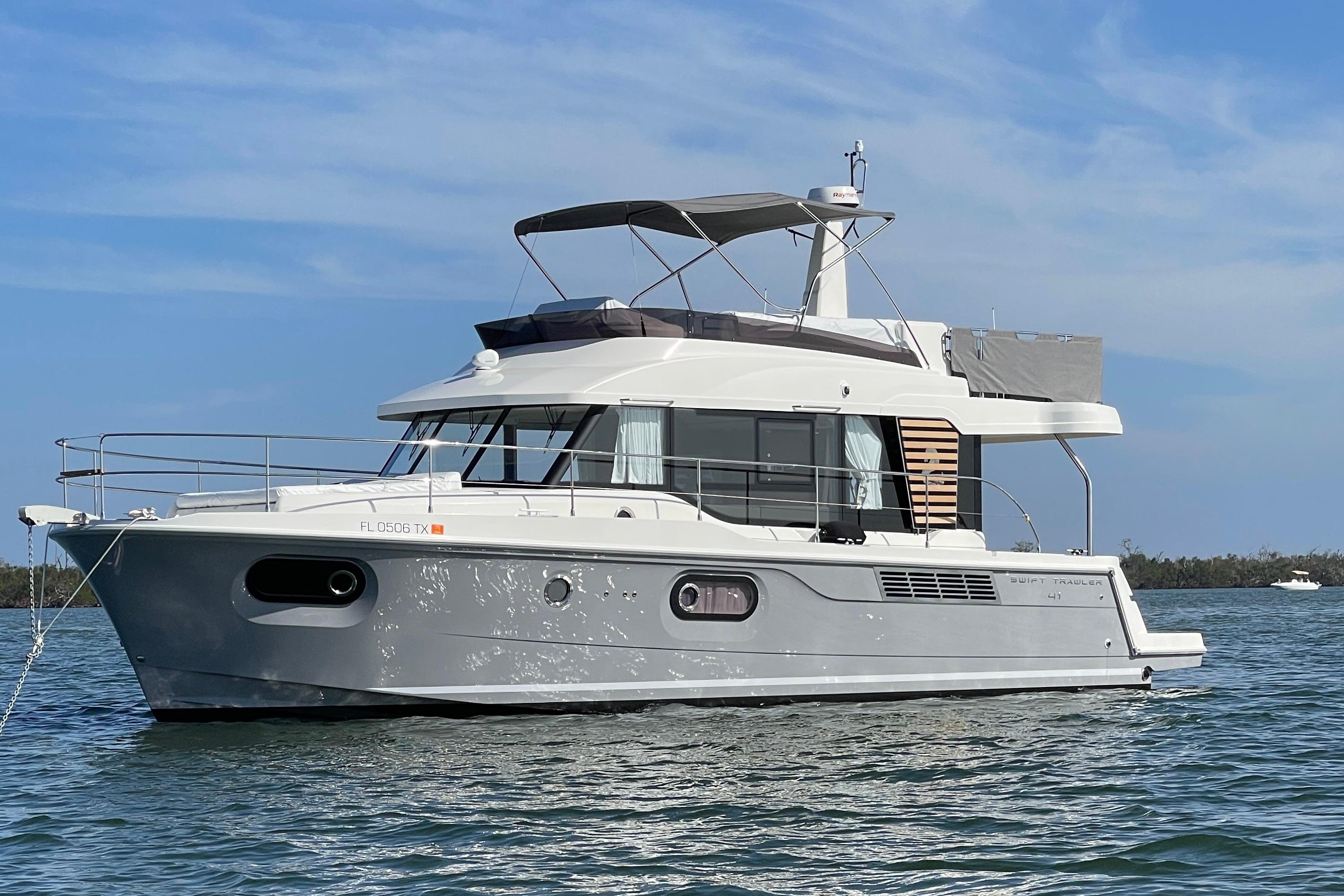 2025 Beneteau Swift Trawler 41 Fly