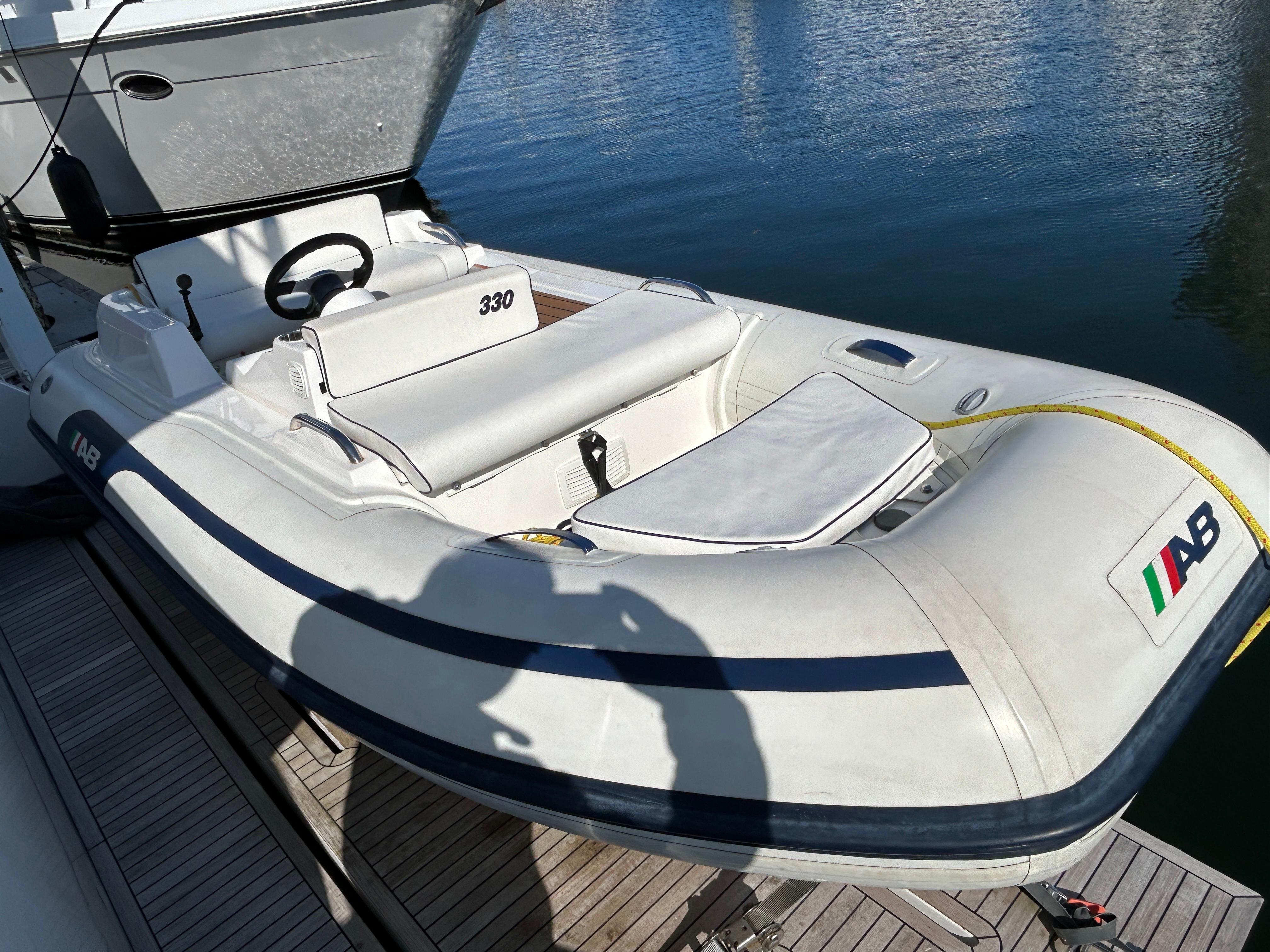 2019-azimut-fly-50-power-9806190-20250524134619649-1_XLARGE