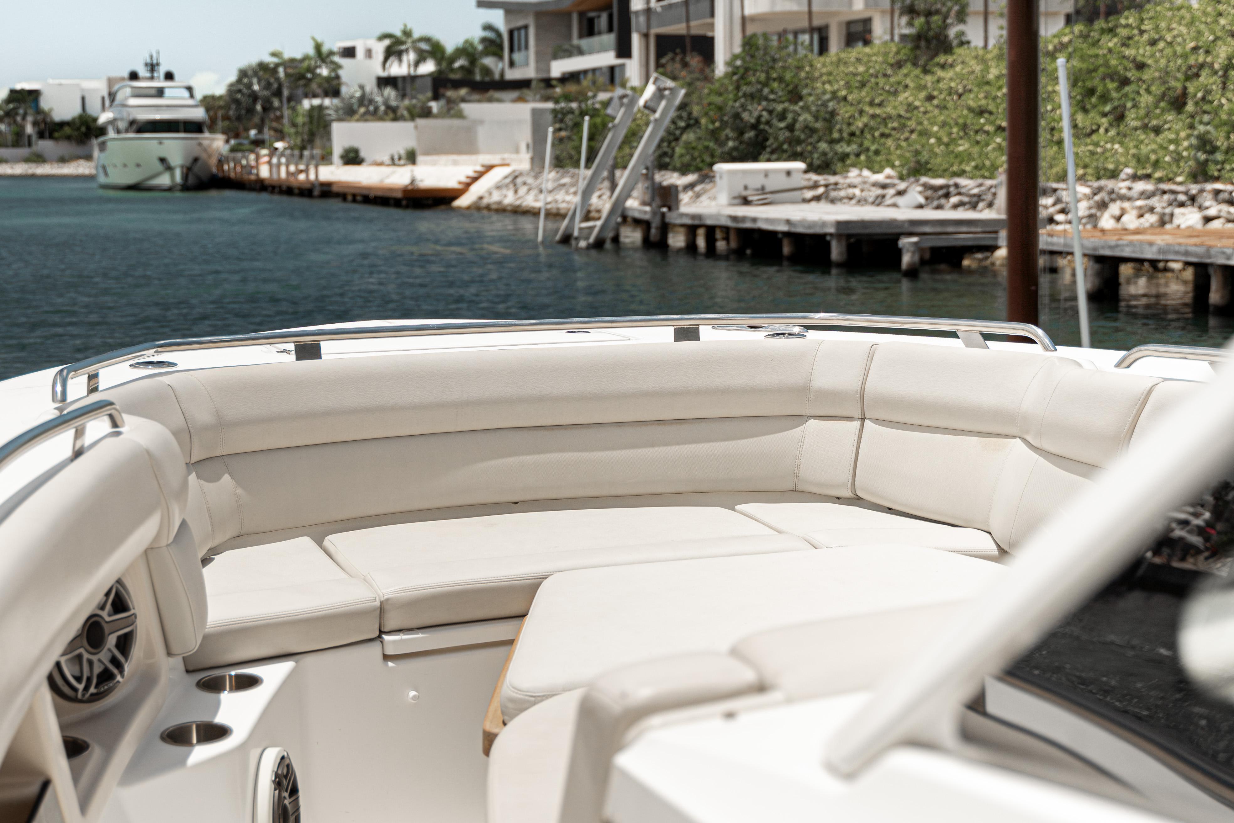 Boston Whaler-350 Realm 2019-2019 BOSTON WHALER 350 REALM @ CANCUN FL-US-9746194 | Thumbnail