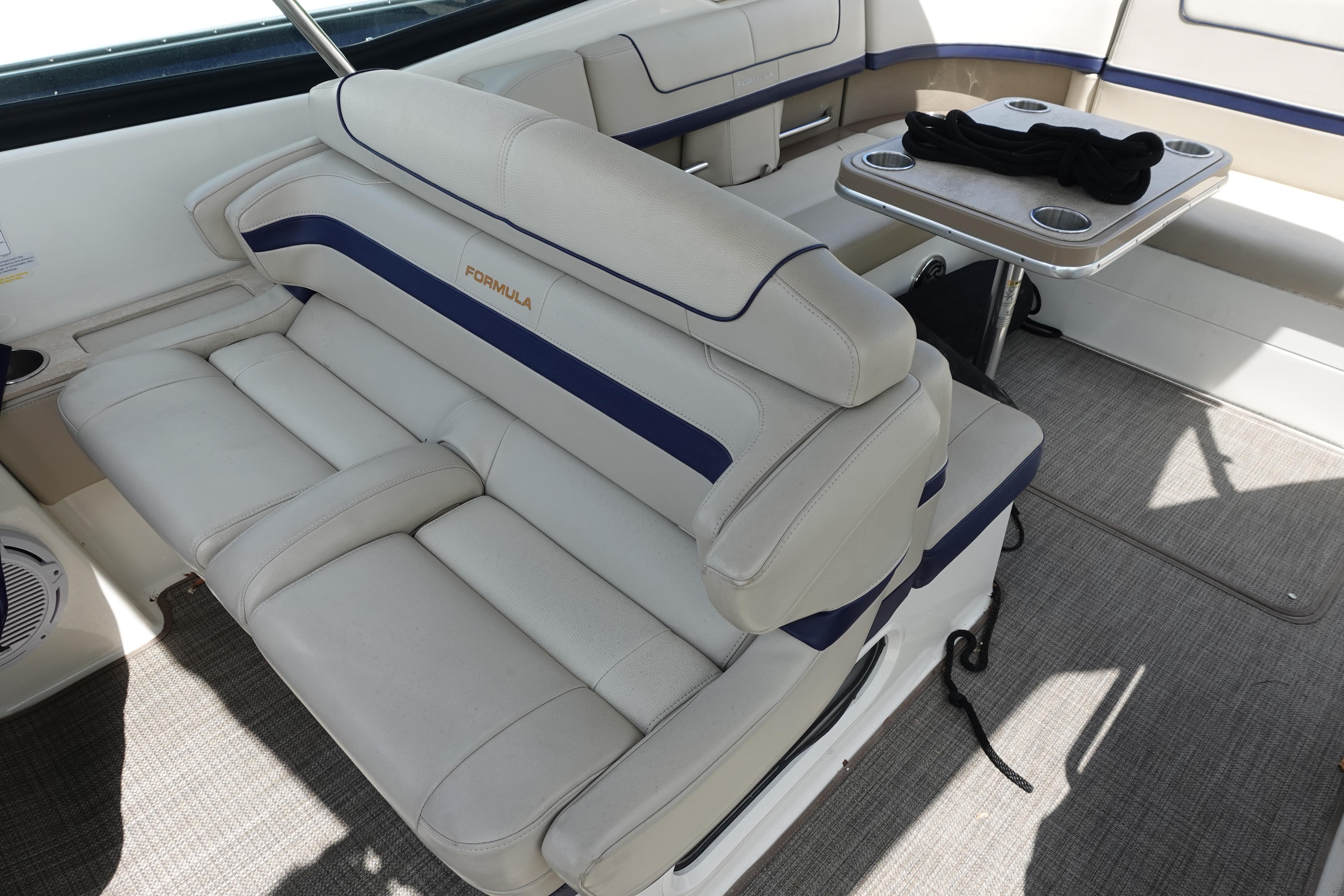 2015-formula-350-crossover-bowrider-power-9786201-20250507151949800-1_XLARGE