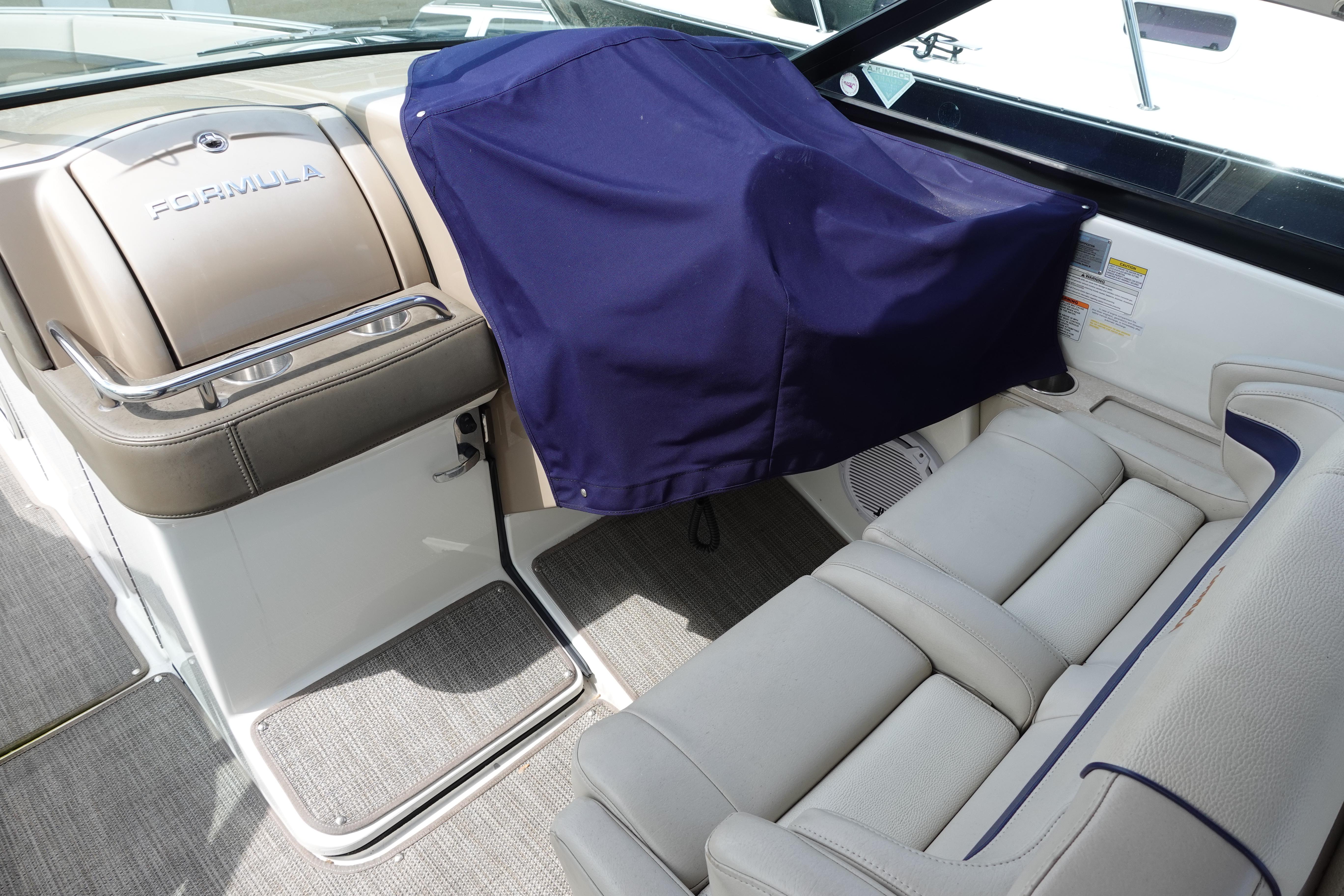 2015-formula-350-crossover-bowrider-power-9786201-20250507152006056-1_XLARGE