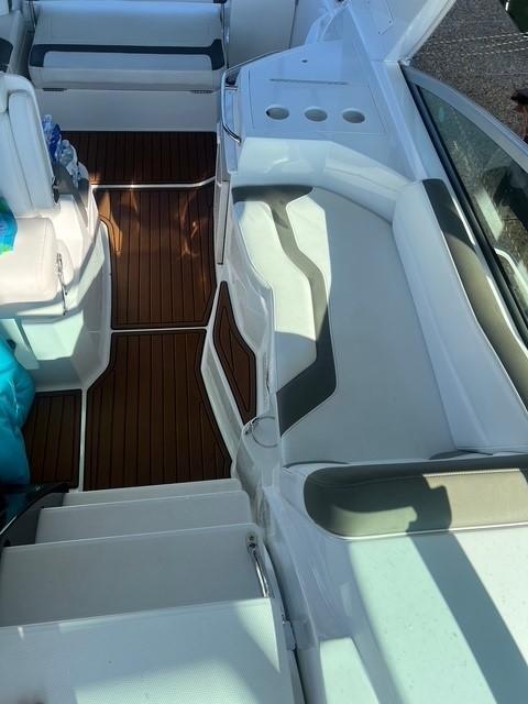 2017-monterey-295-sport-yacht-power-9206221-984710047-0-010720250747-16