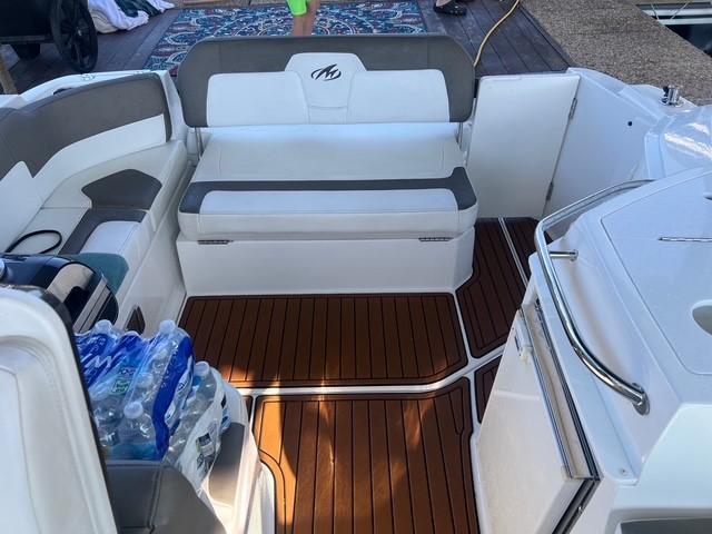 2017-monterey-295-sport-yacht-power-9206221-984710058-0-010720250747-14