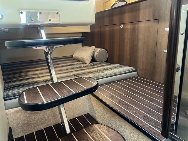 2017-monterey-295-sport-yacht-power-9206221-984710071-0-010720250747-2