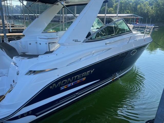 2017-monterey-295-sport-yacht-power-9206221-984710076-0-010720250747-18