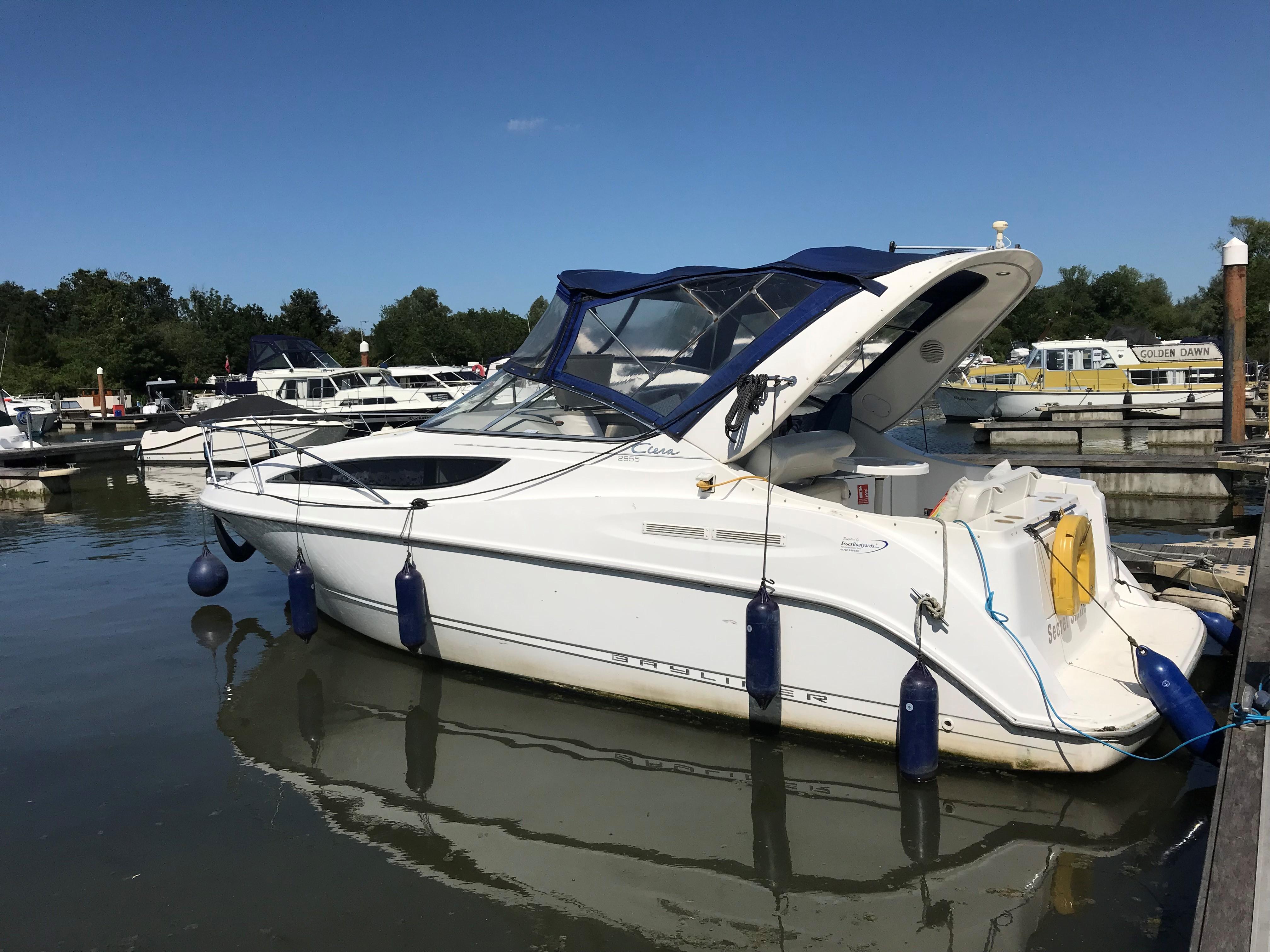 2000 Bayliner 2855
