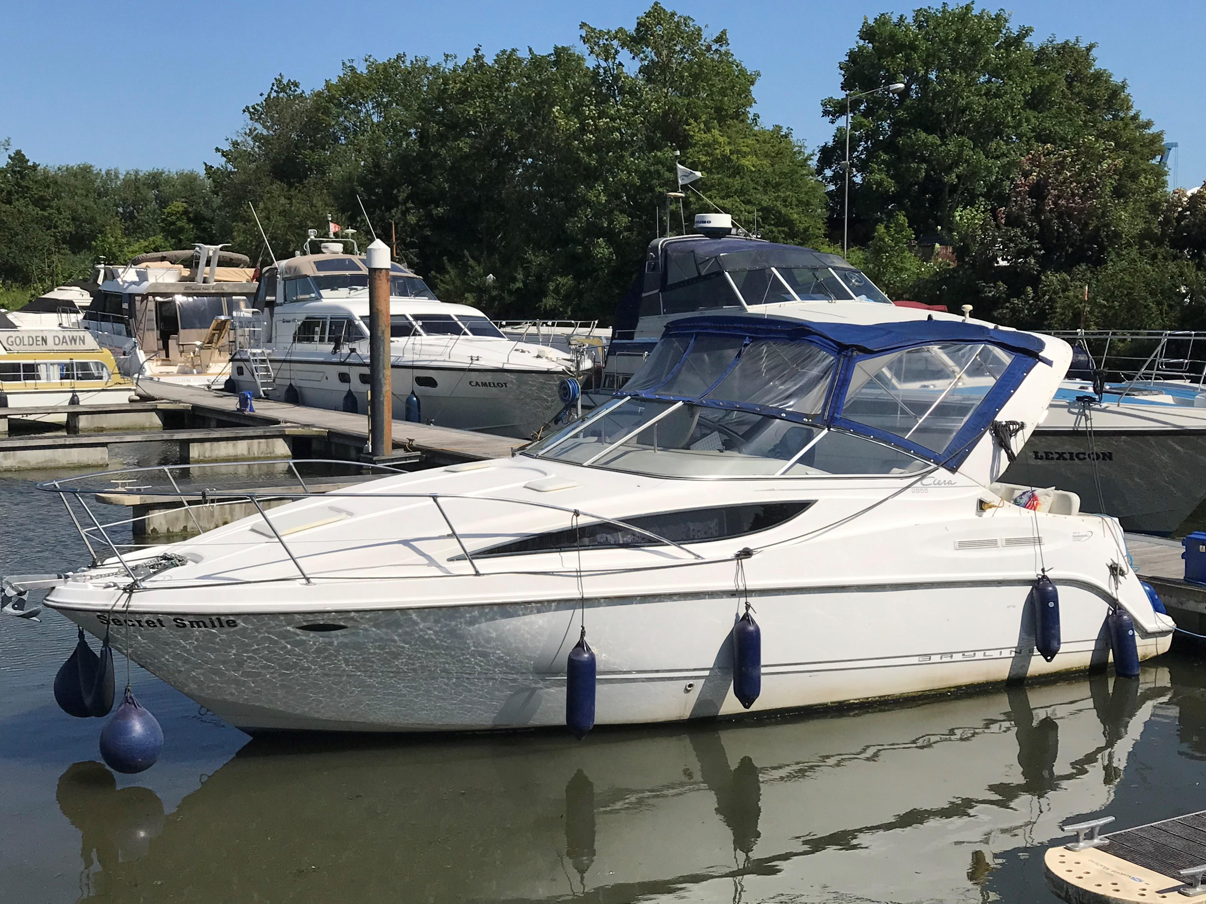 2000 Bayliner 2855