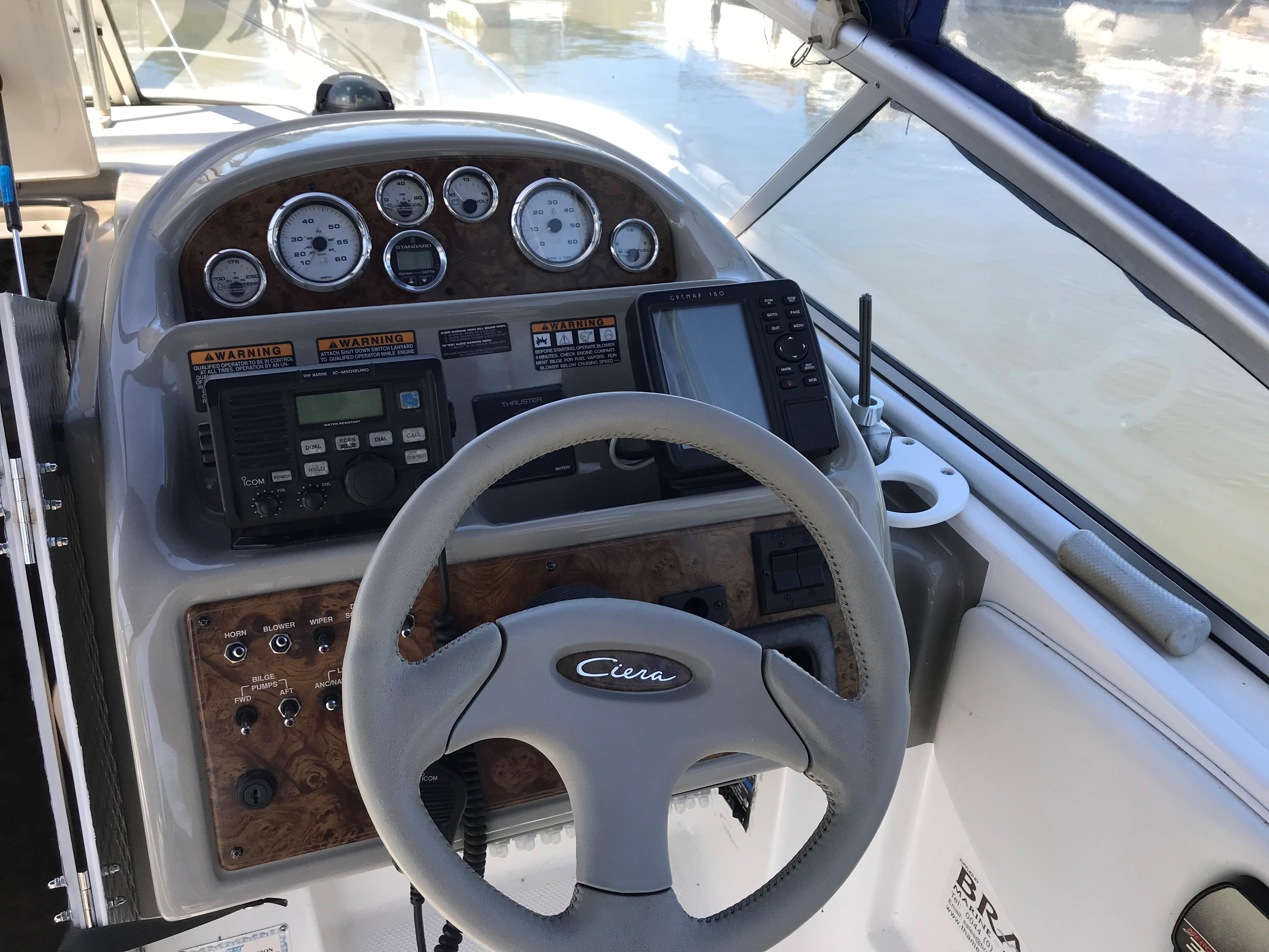 2000 Bayliner 2855