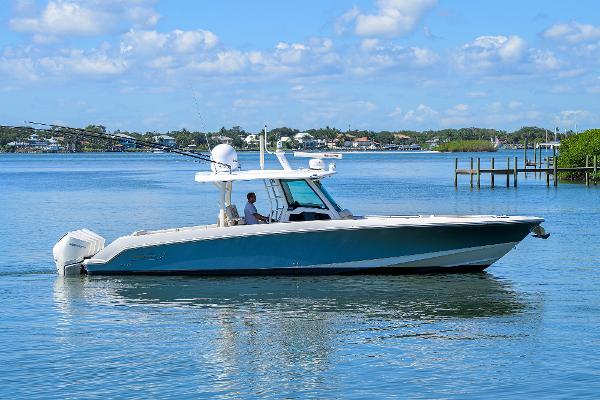 2021 Boston Whaler 380 Outrage