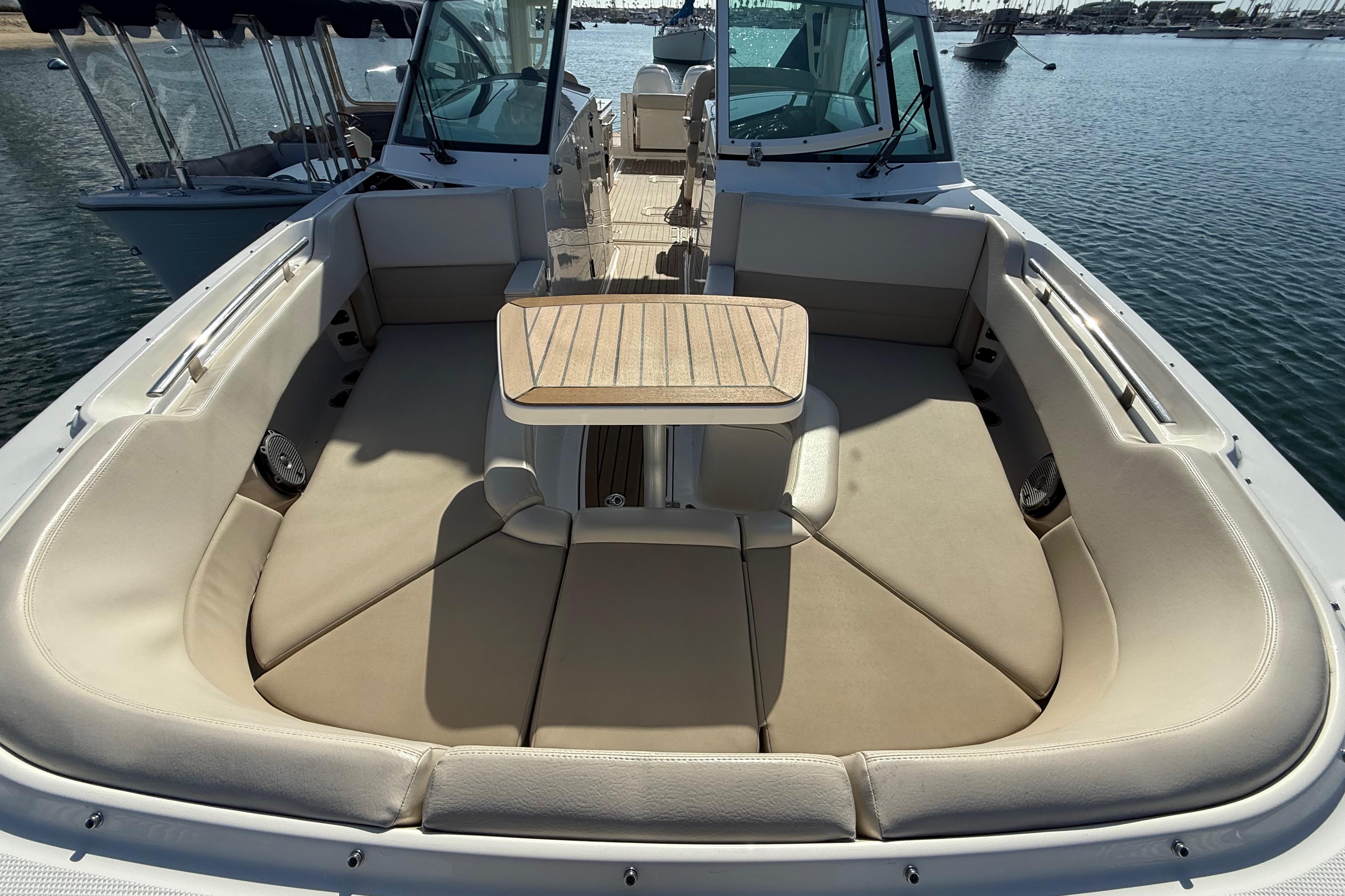 2020 Boston Whaler 320 Vantage #TBRL0282LLC inventory image at Sun Country Marine Group, Newport Beach
