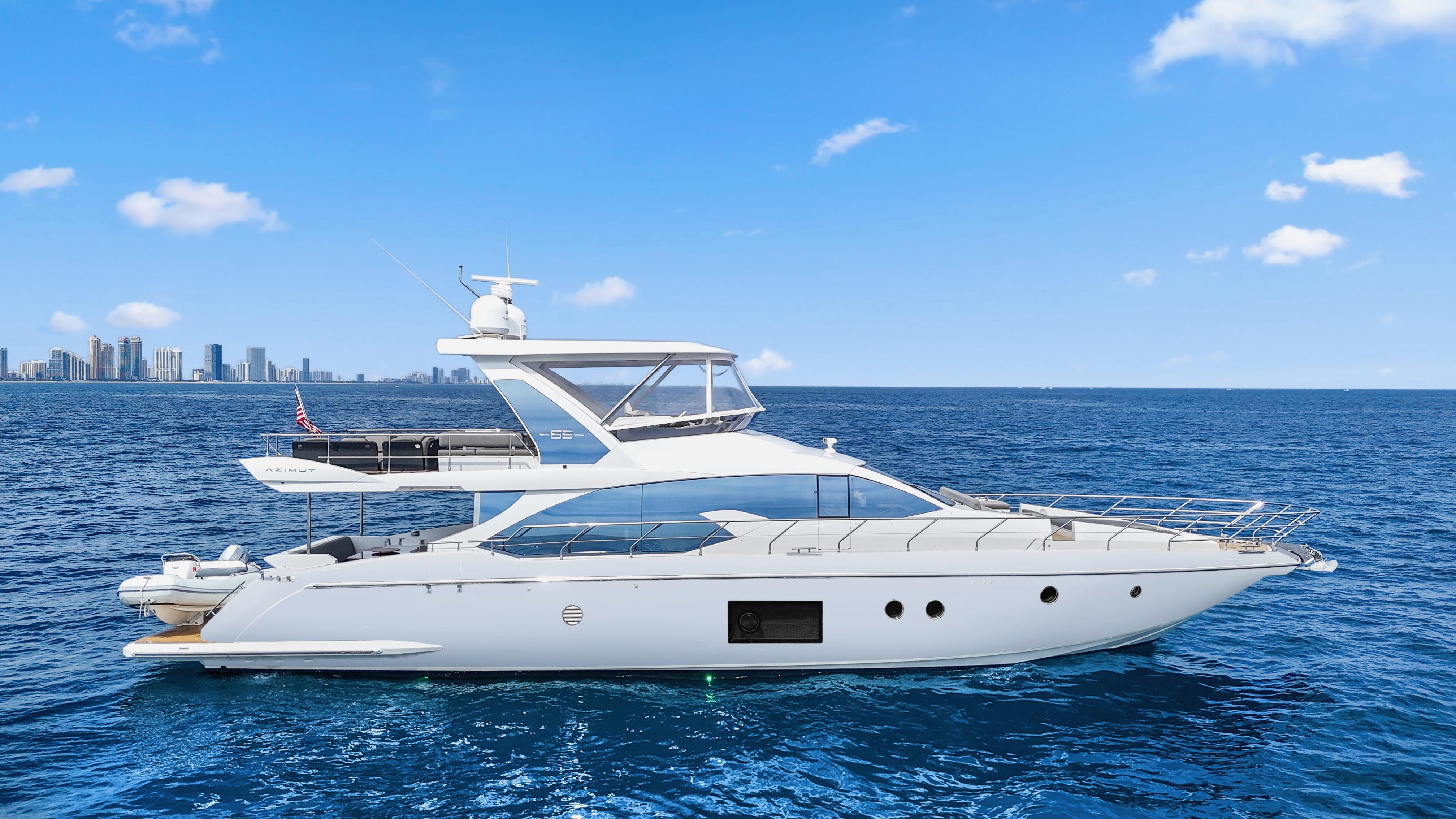 2017 Azimut 66 flybridge