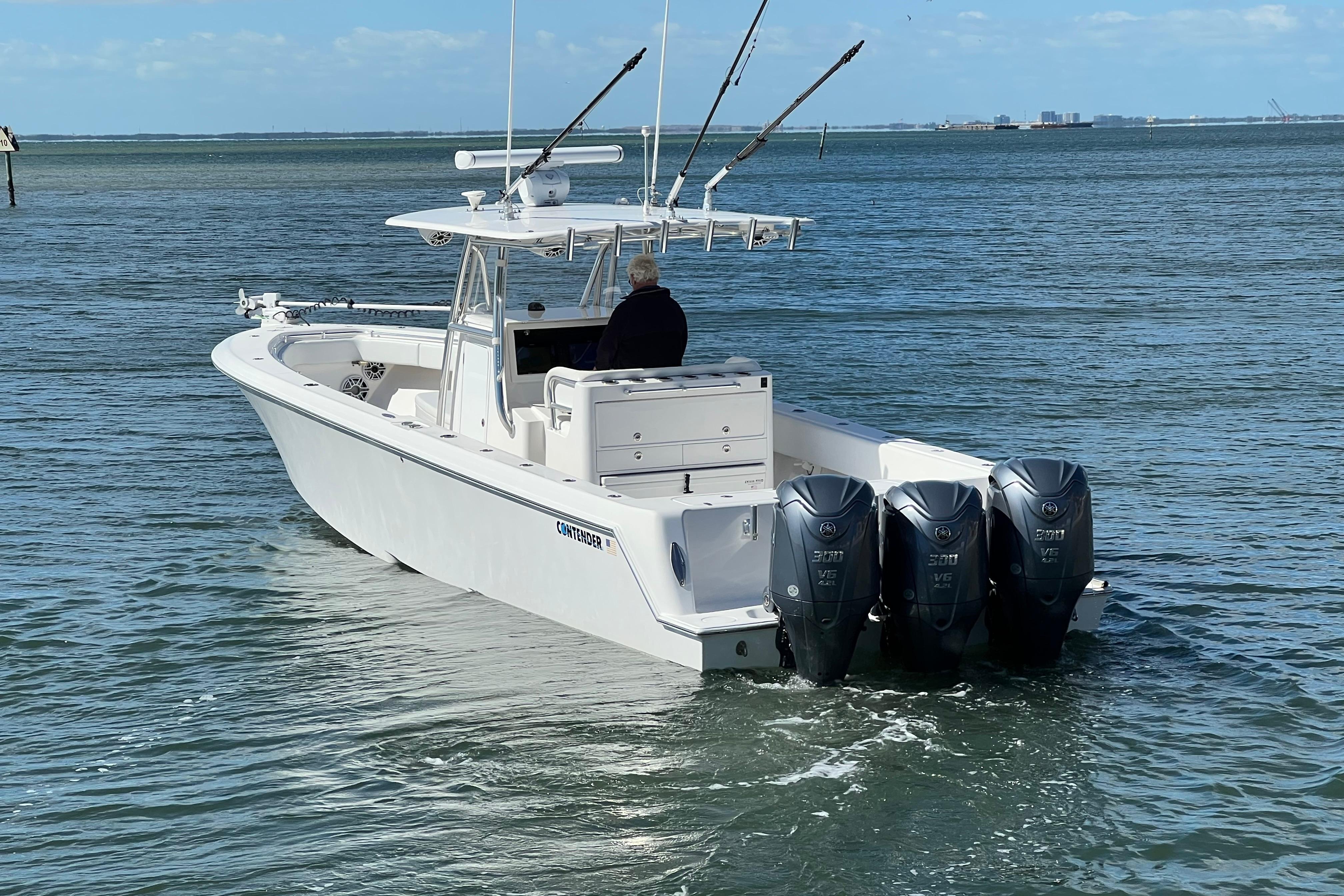 2023 Contender 39 ST-21