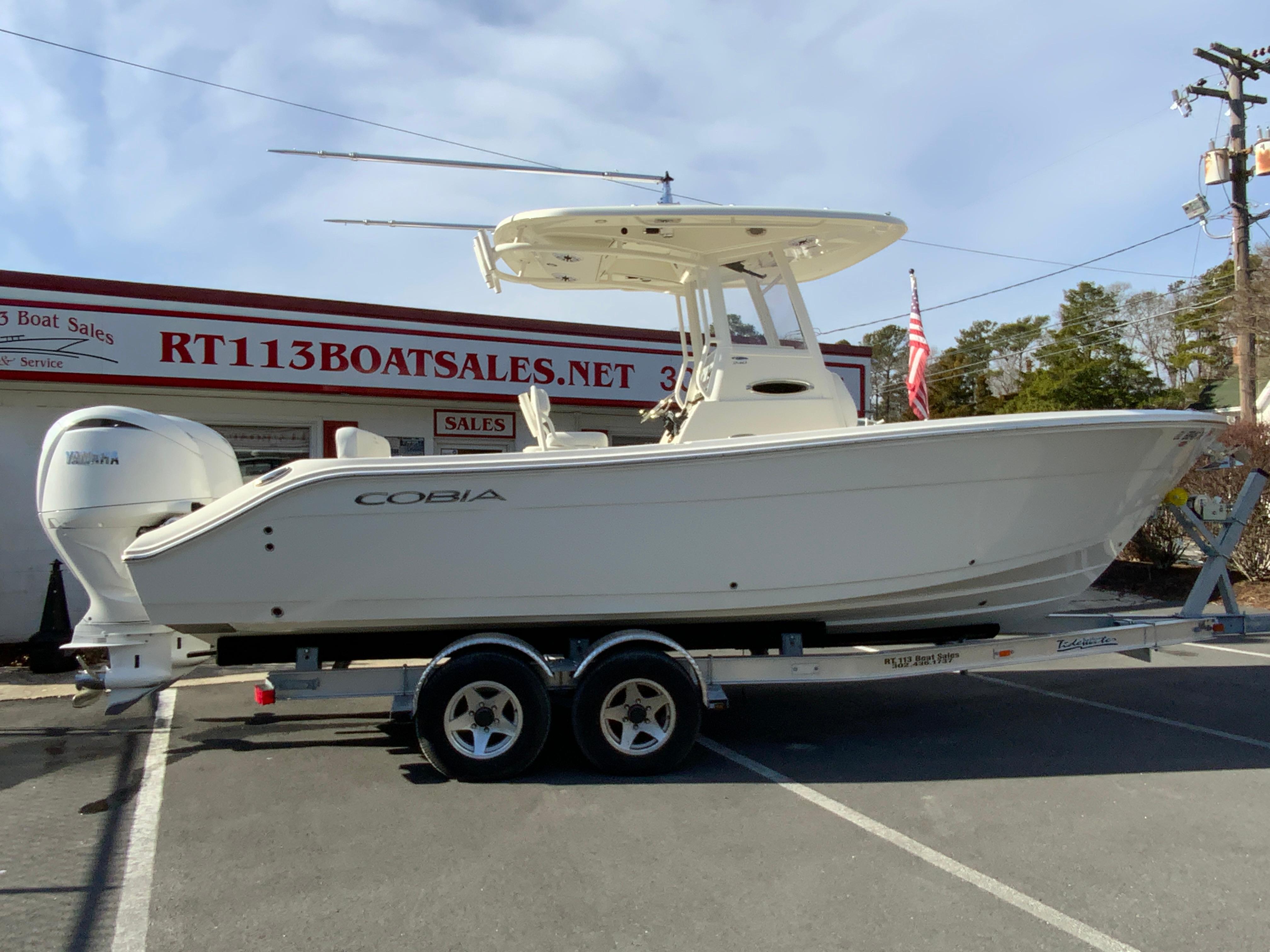 2024 Cobia 240 Center Console