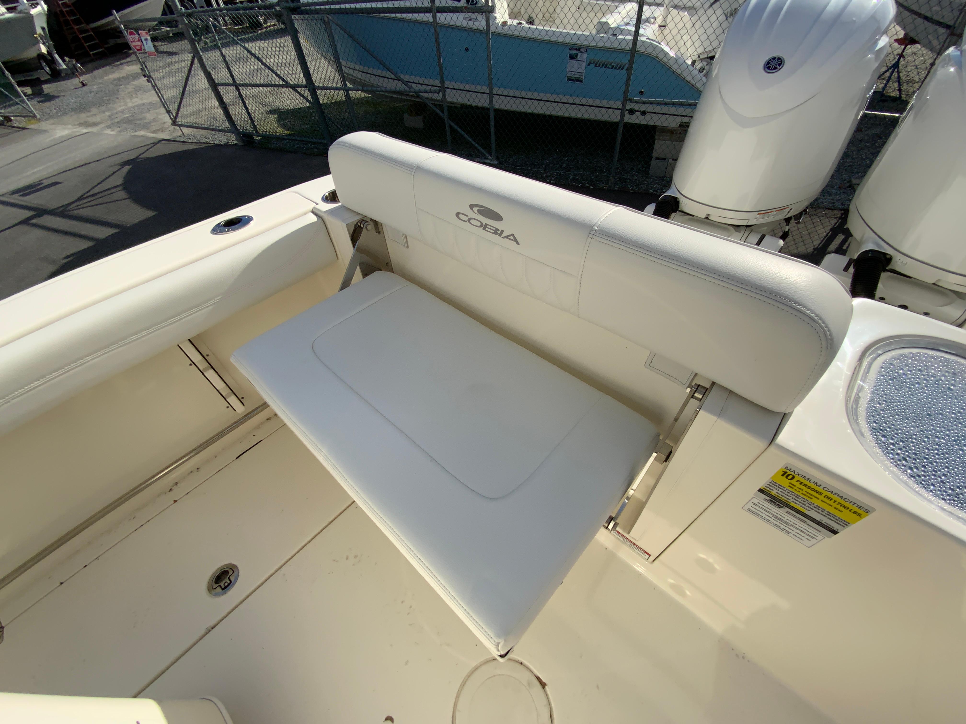 2024 Cobia 240 Center Console-15