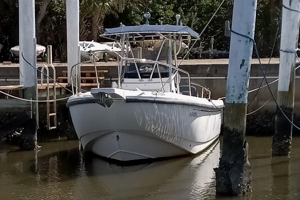 26' Boston Whaler, Listing Number 100871343, Image No. 2