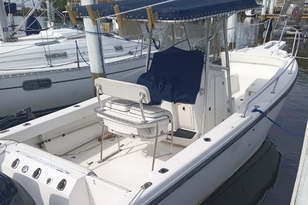 26' Boston Whaler, Listing Number 100871343, - Photo No. 3