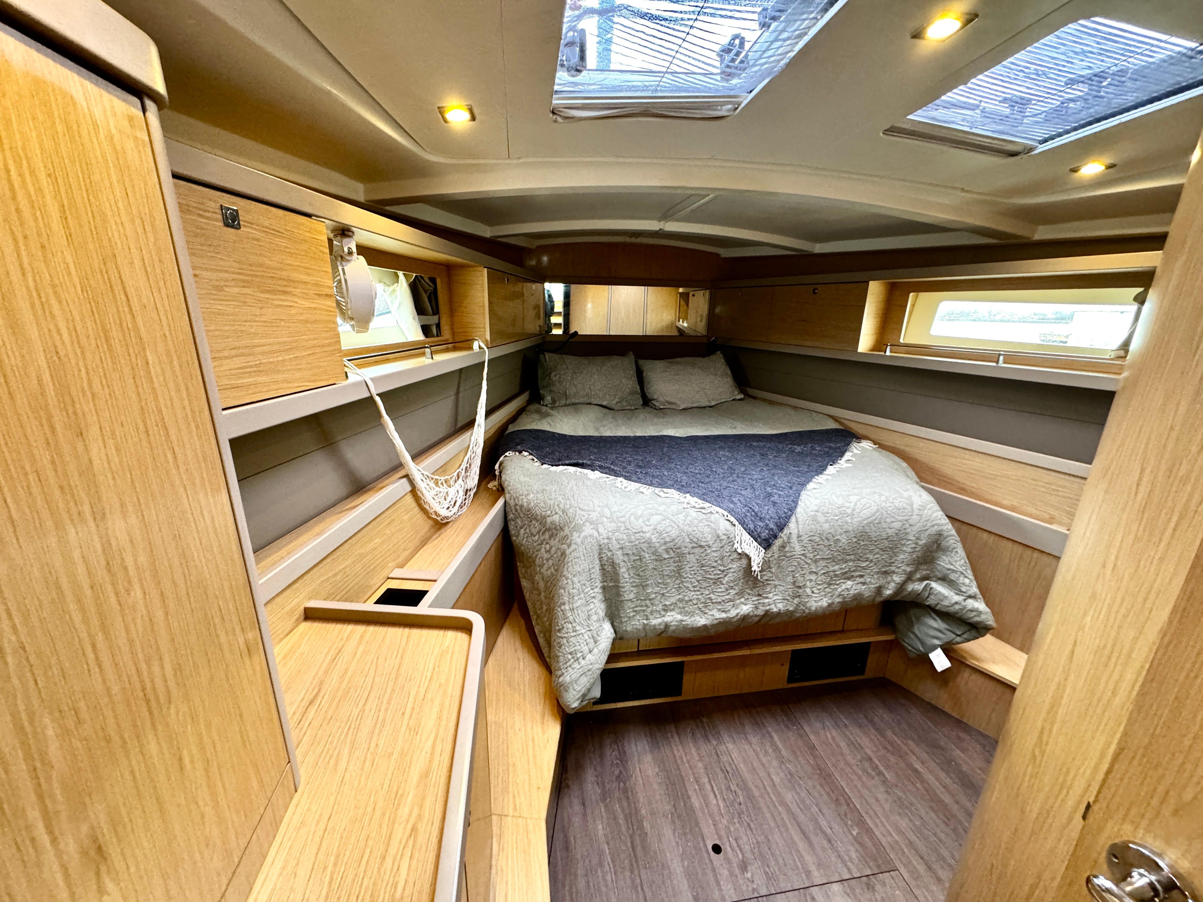 Yacht Photos Pics