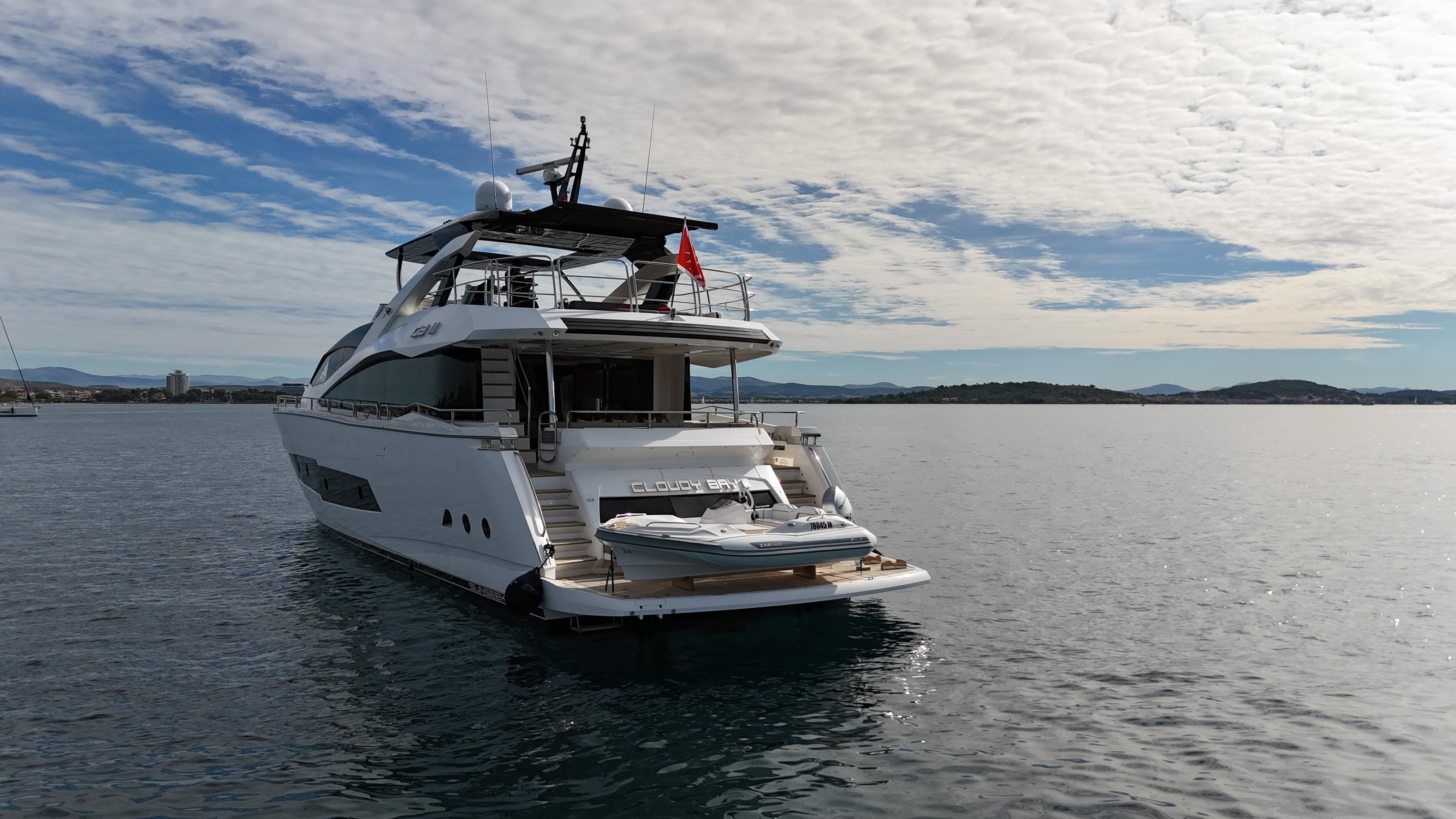 Cloudy Bay III Sunseeker 86 Yacht 2016 for sale in Tribunj 