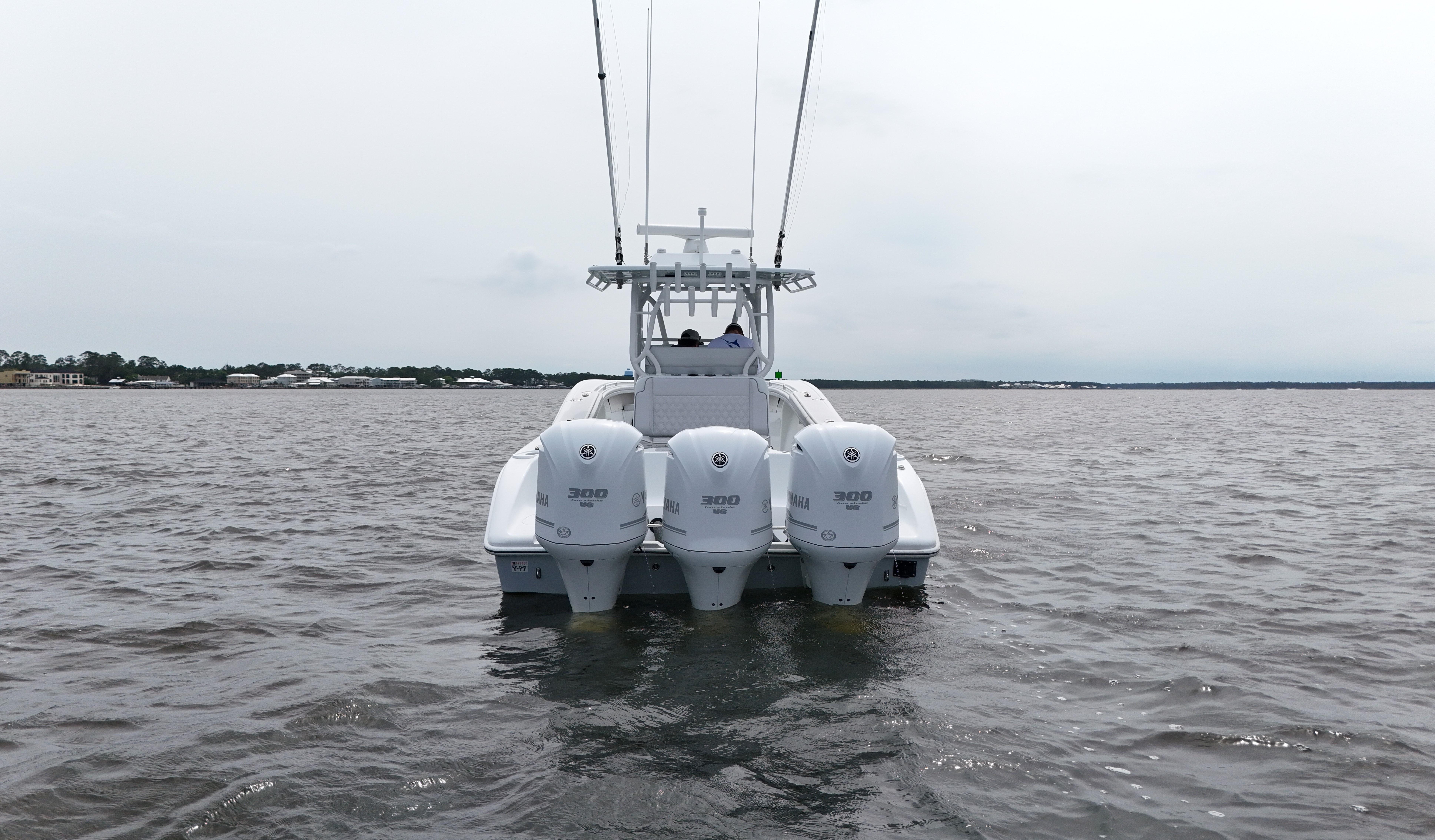 2017-yellowfin-36-offshore-power-9786274-20250507162723181-1_XLARGE
