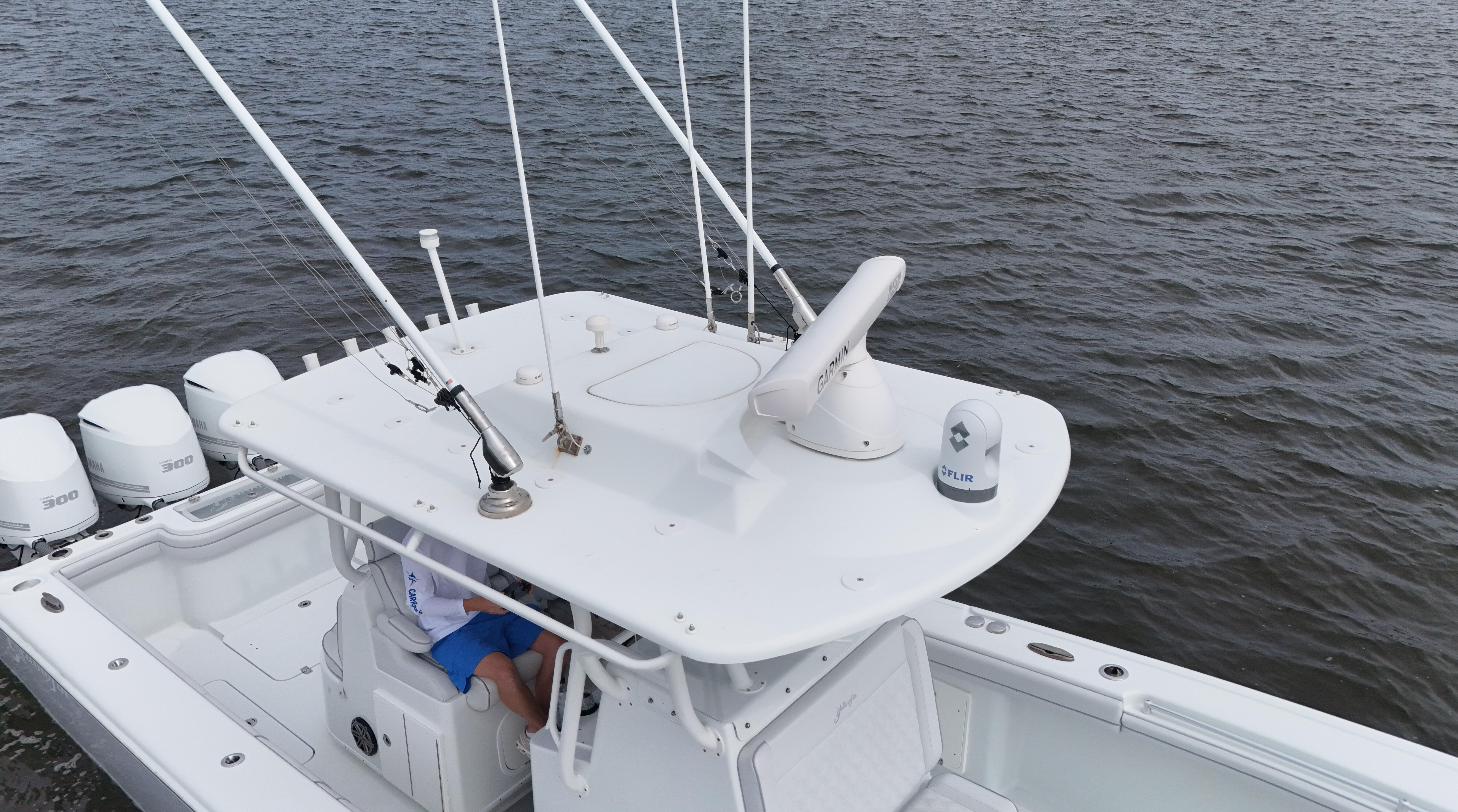 2017-yellowfin-36-offshore-power-9786274-20250507162823377-1_XLARGE