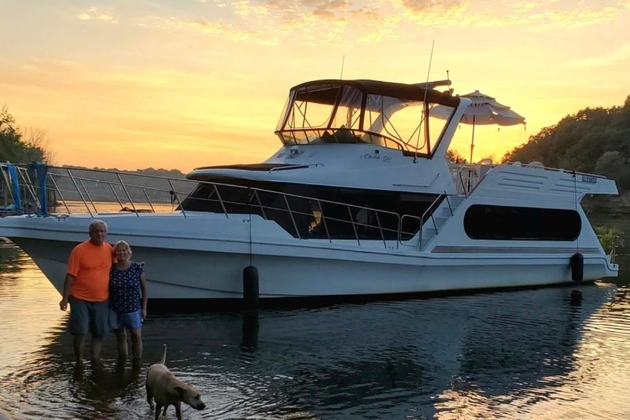 1992 Bluewater 54 Coastal Cruiser CHEETAH GIRL