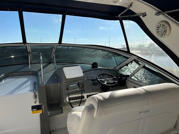 2005-cruisers-yachts-340-express-power-9796276-20250516072951304-1_XLARGE