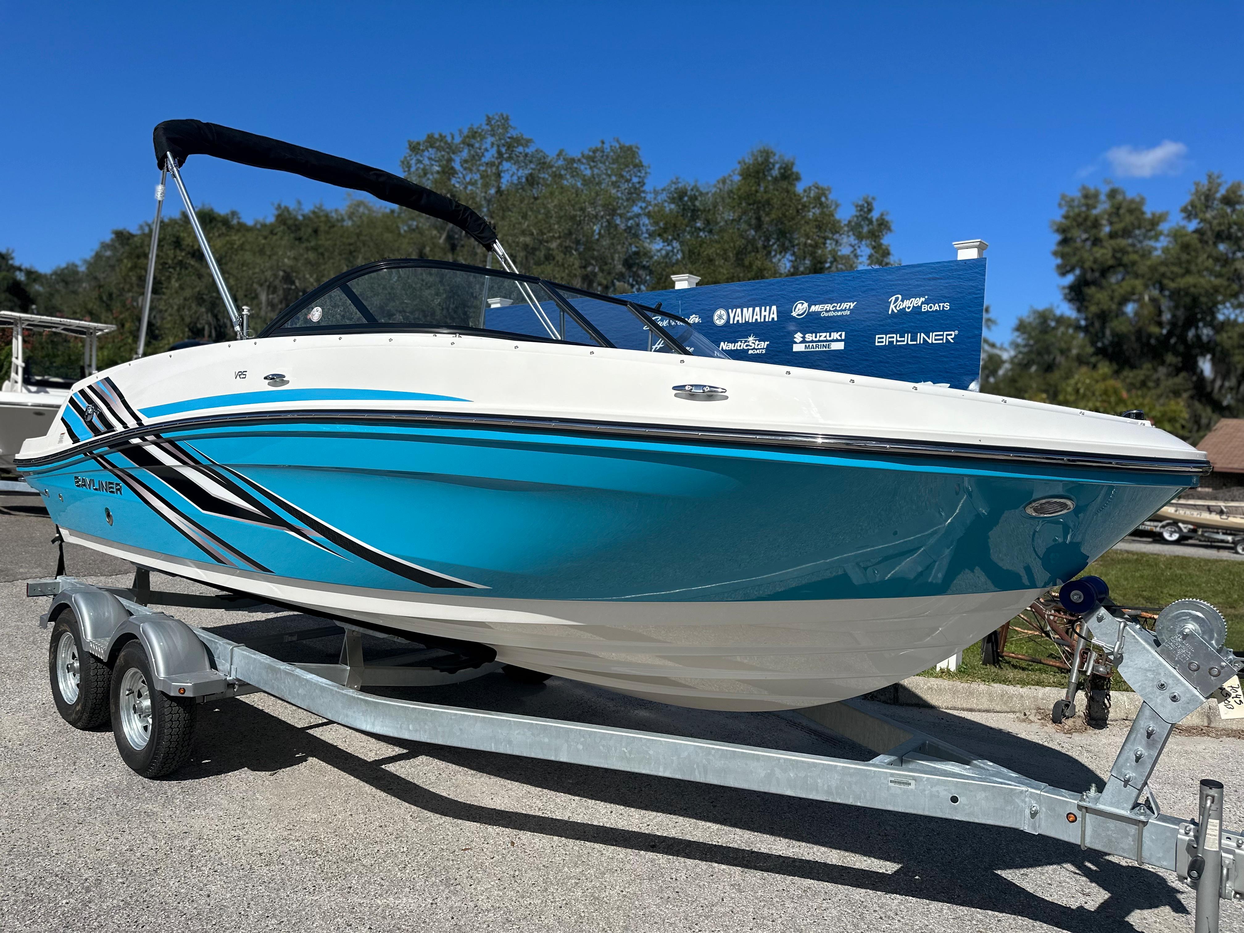 2024 Bayliner VR5 Bowrider OB-3