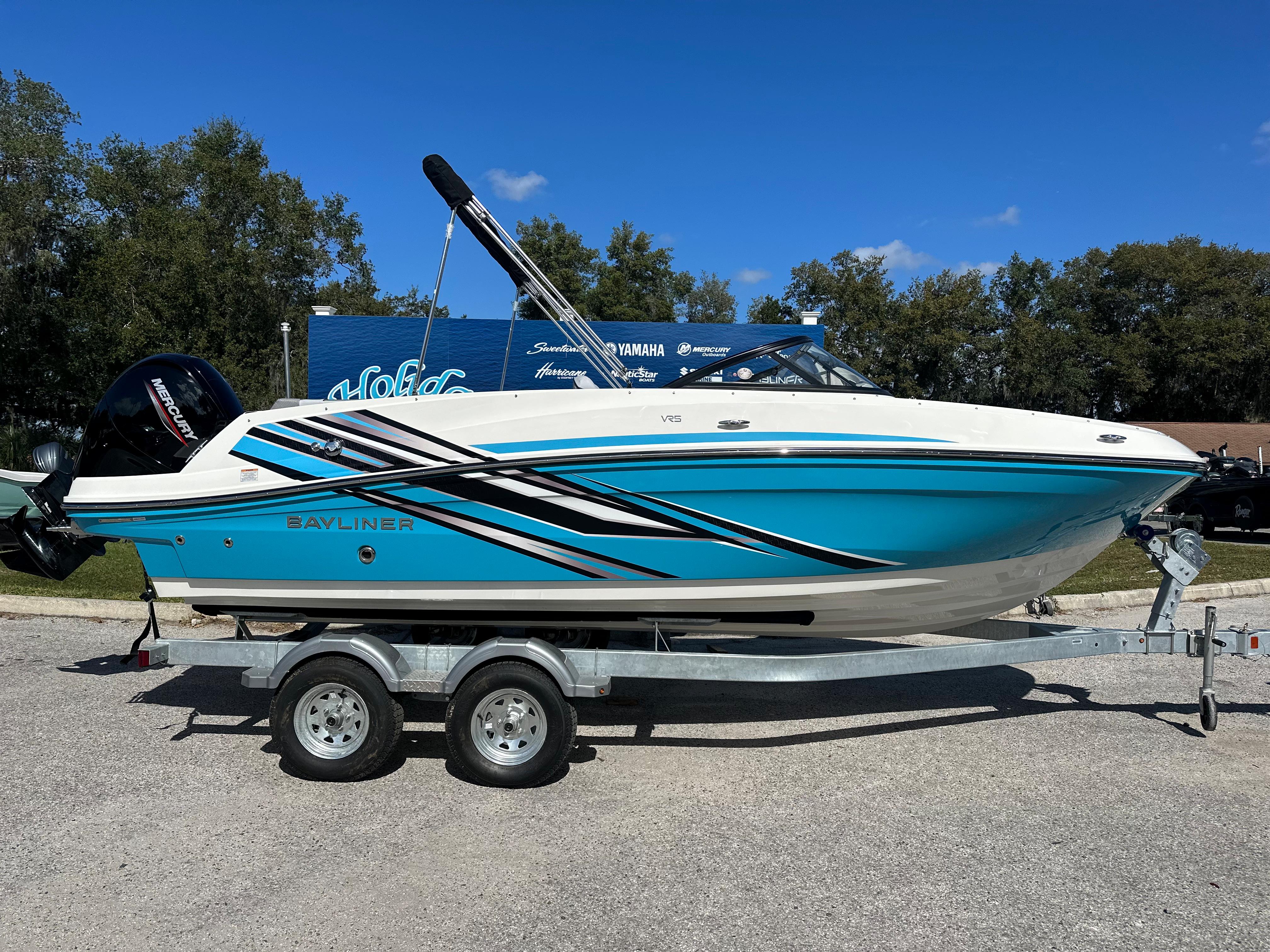 2024 Bayliner VR5 Bowrider OB-1