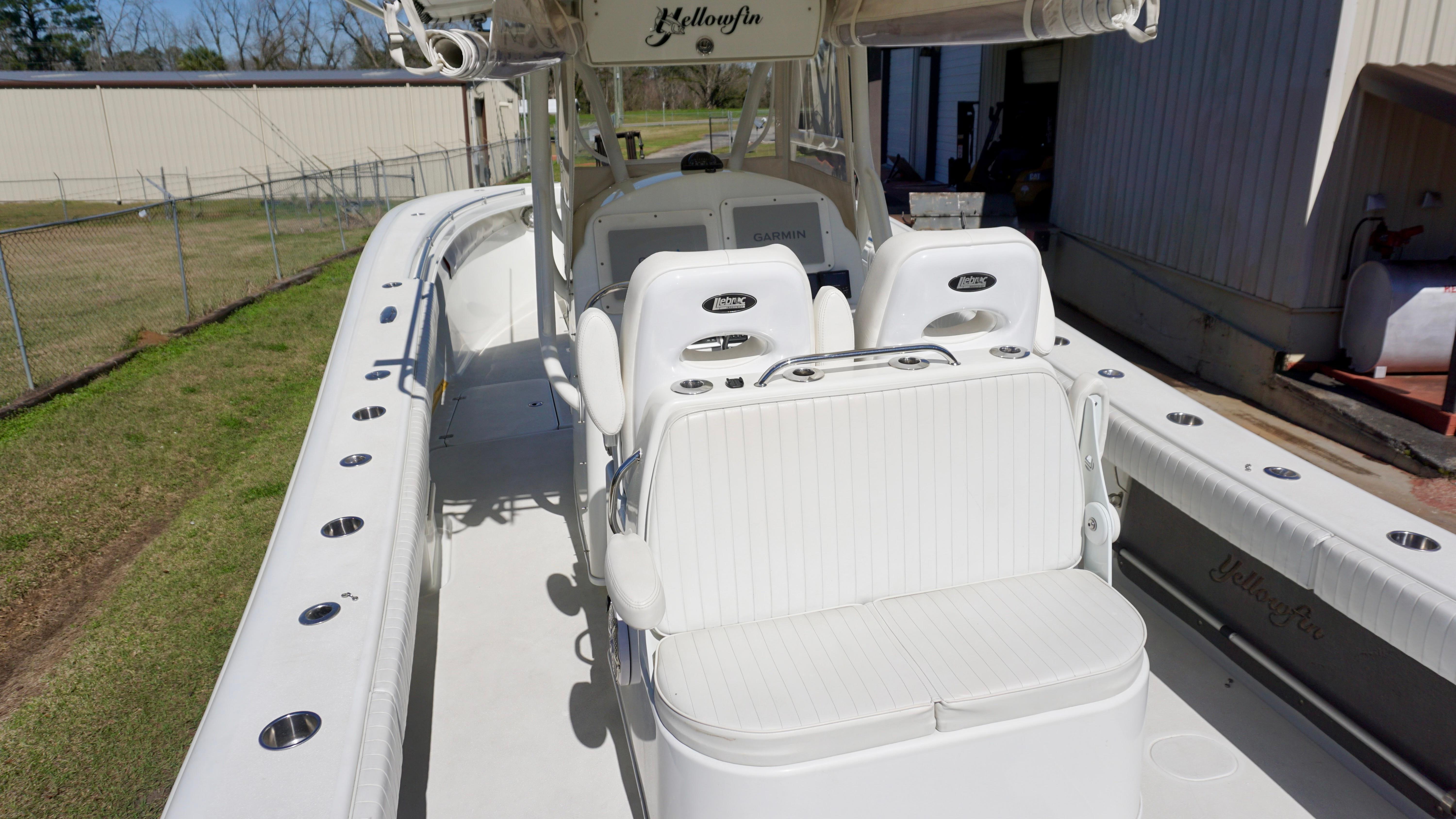 2006 Yellowfin 34 Offshore - Image 16