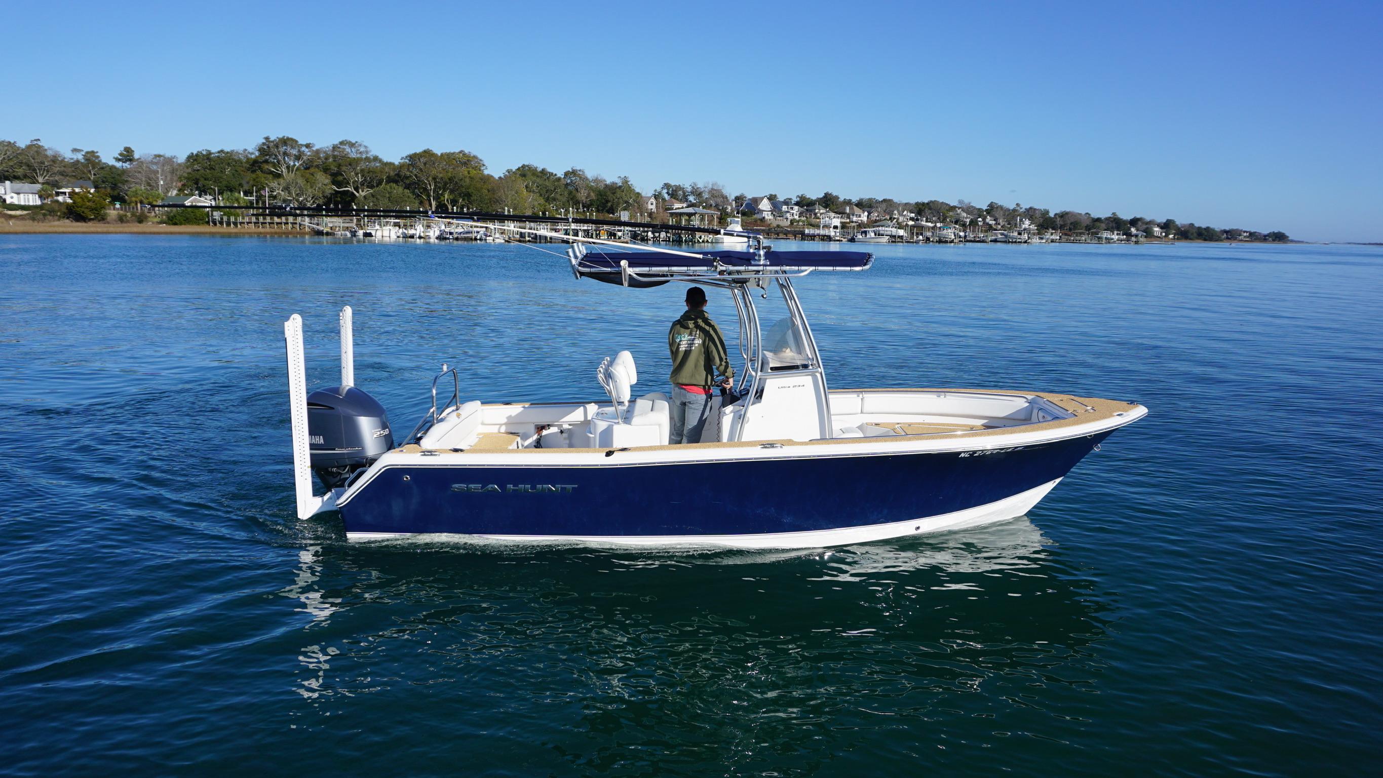 2015 Sea Hunt Ultra 234