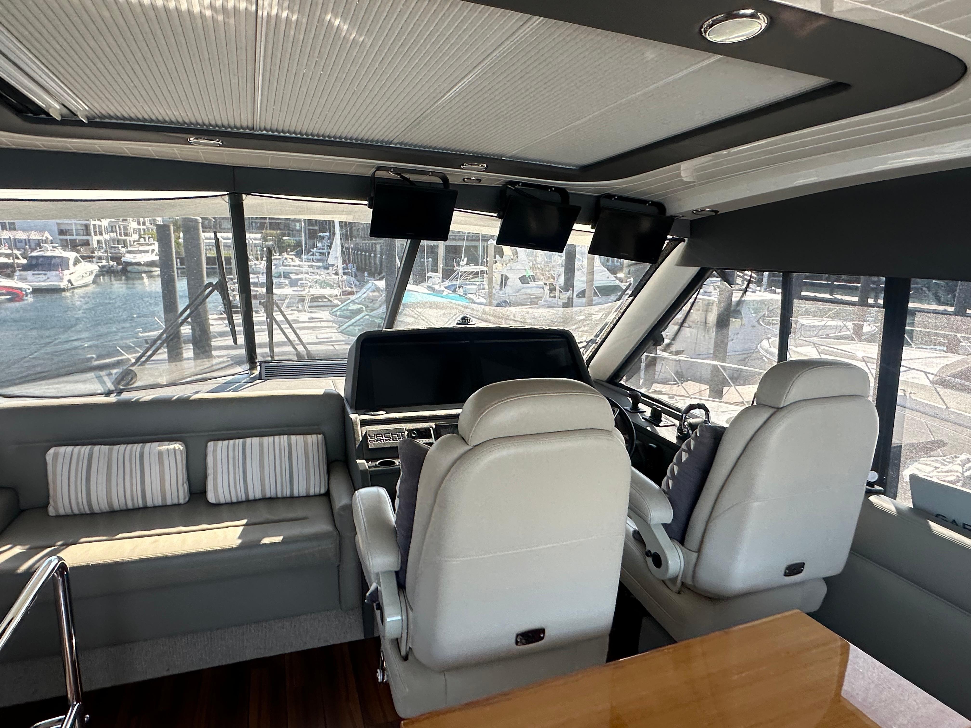Maritimo-M54 2019-LADY DI FL-US-9676301 | Thumbnail