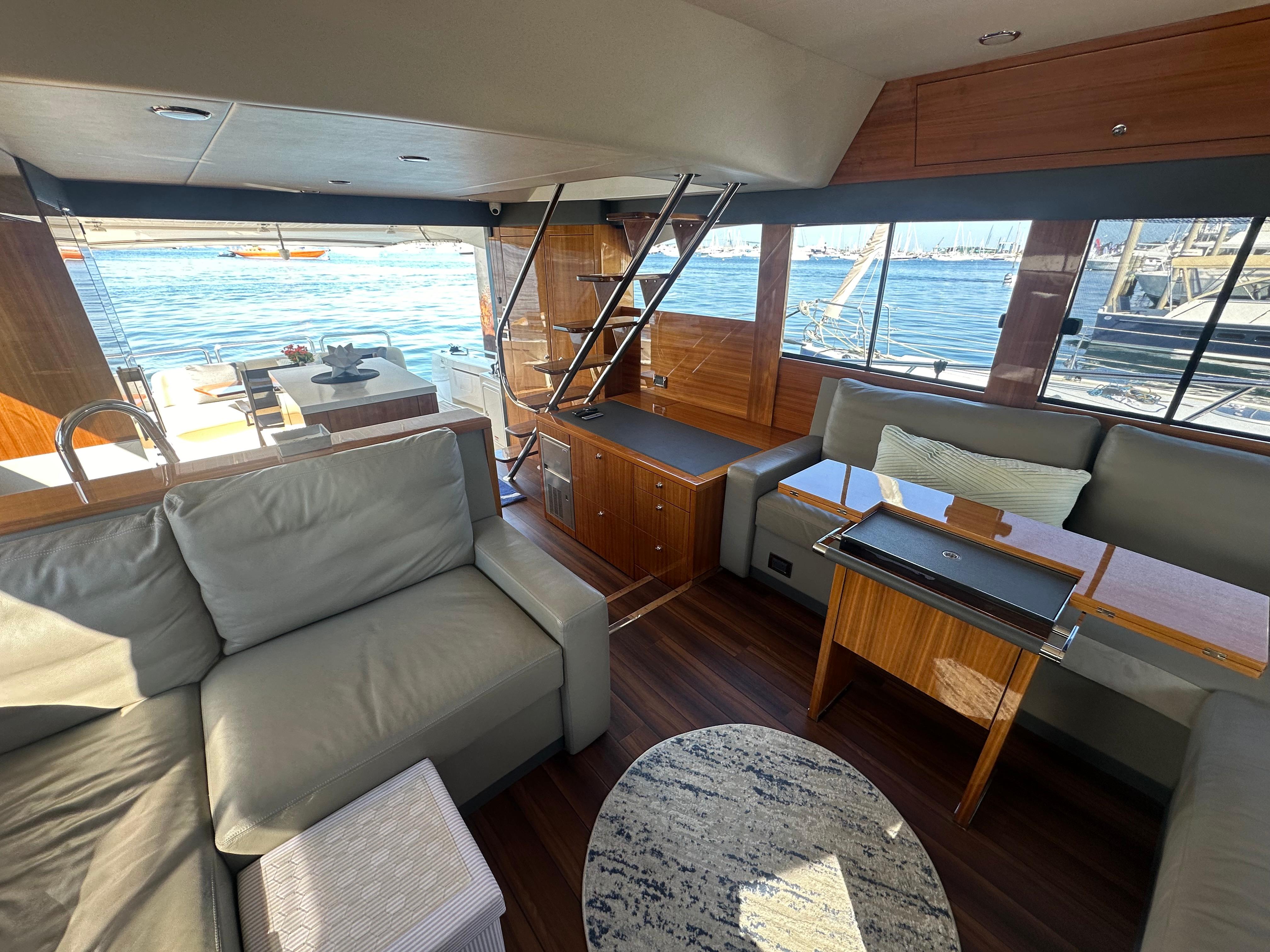 Maritimo-M54 2019-LADY DI FL-US-9676301 | Thumbnail