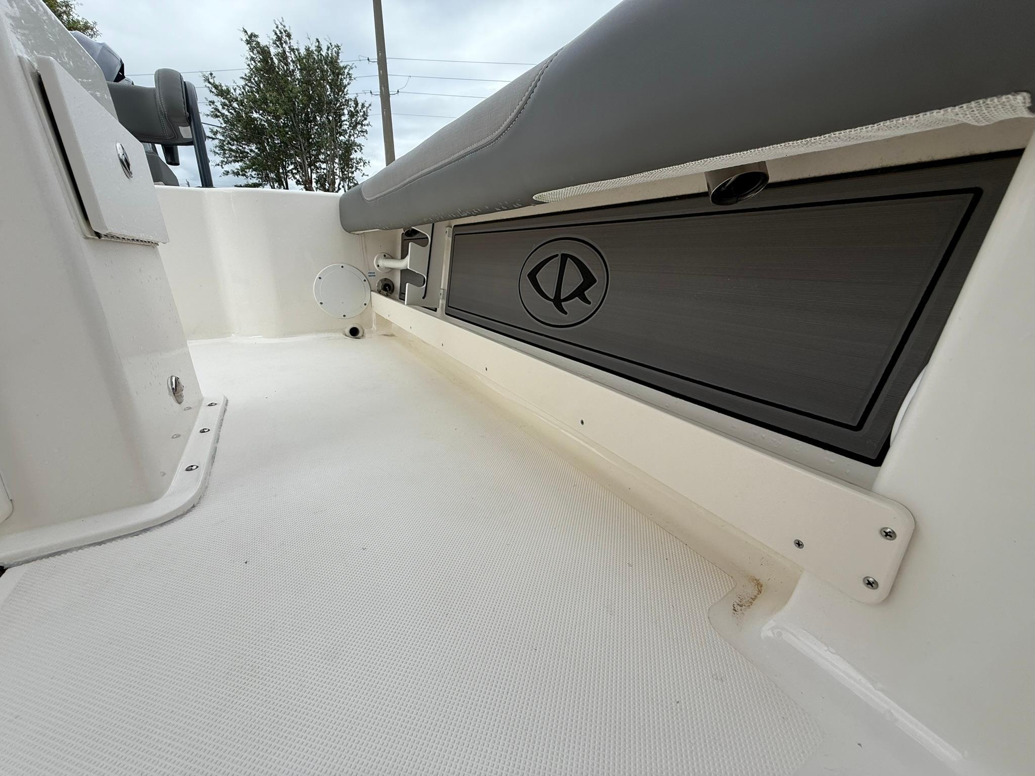 2024-sea-born-25fx-le-power-9826301-20250604064720291-1_XLARGE