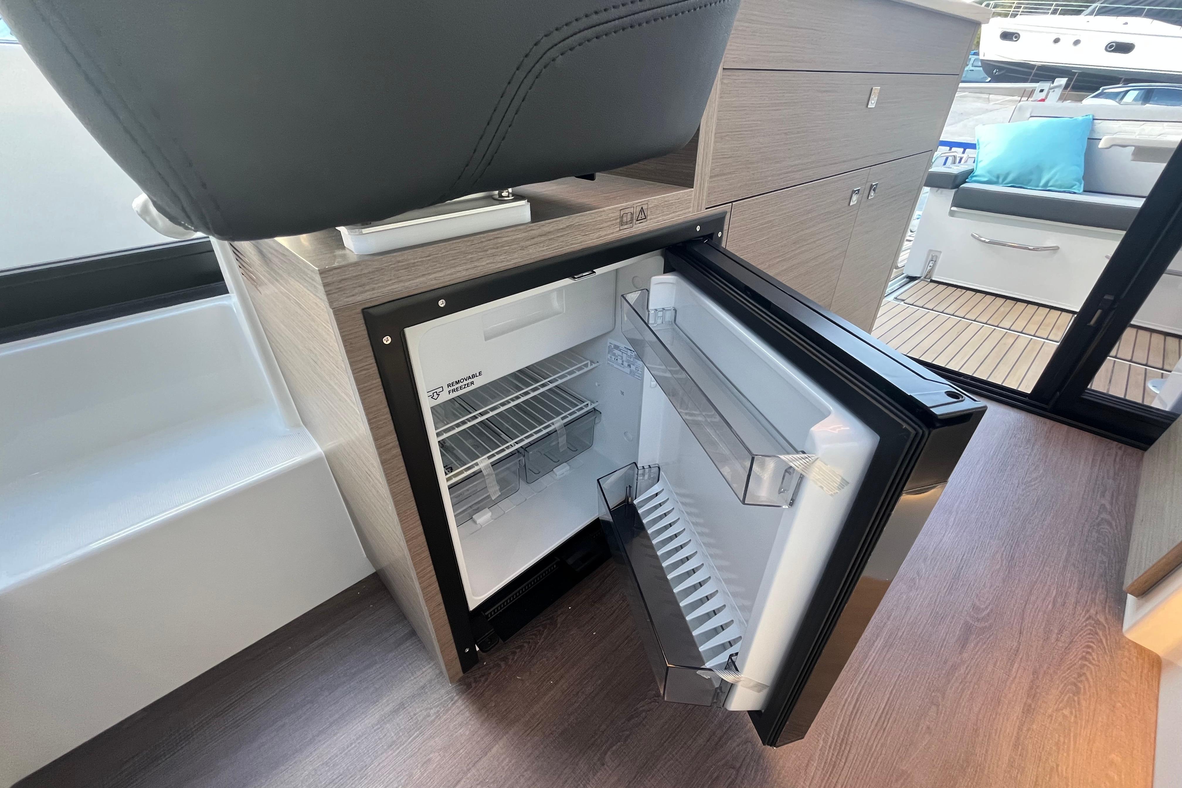 Jeanneau Merry Fisher 895 Serie 2