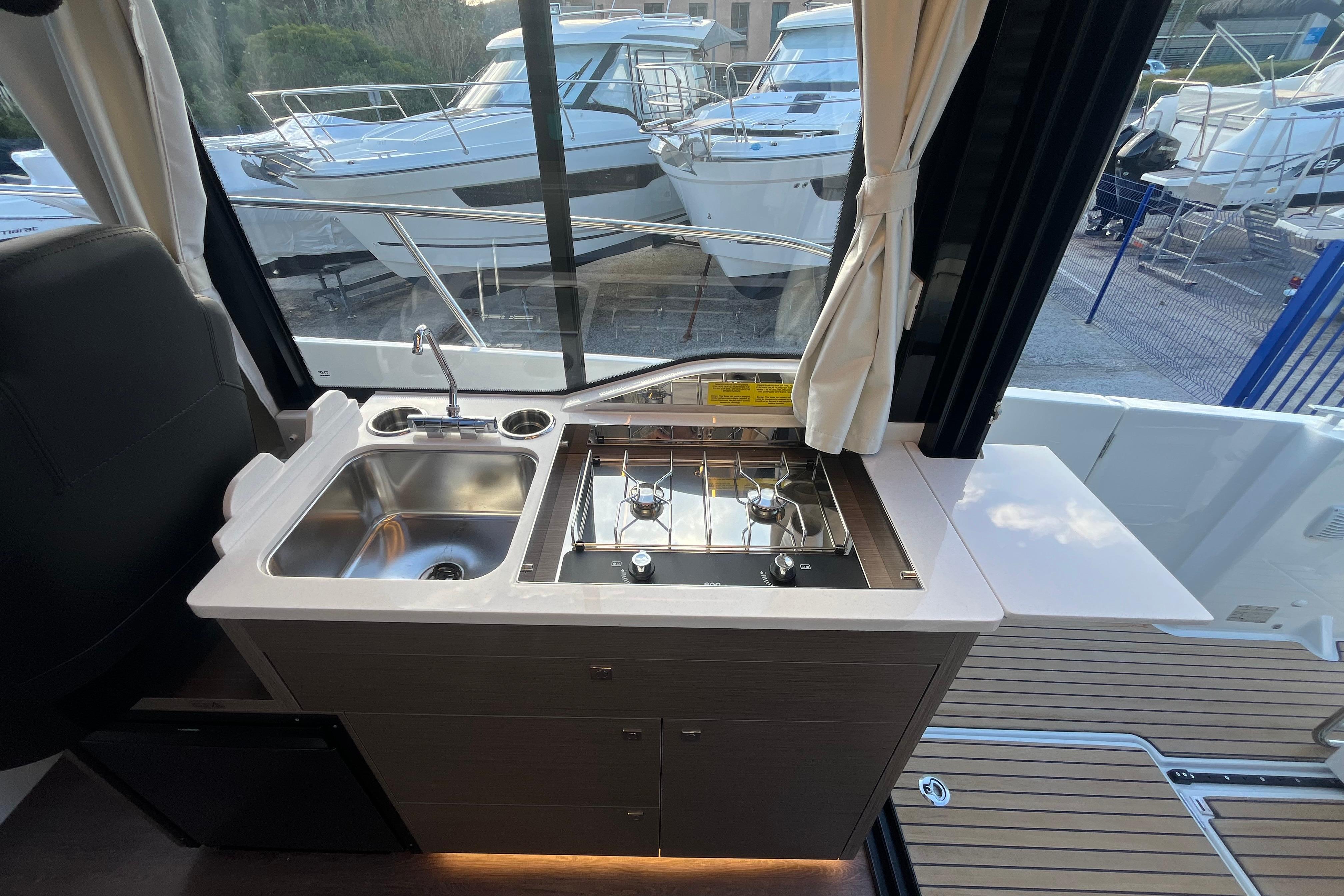 Jeanneau Merry Fisher 895 Serie 2