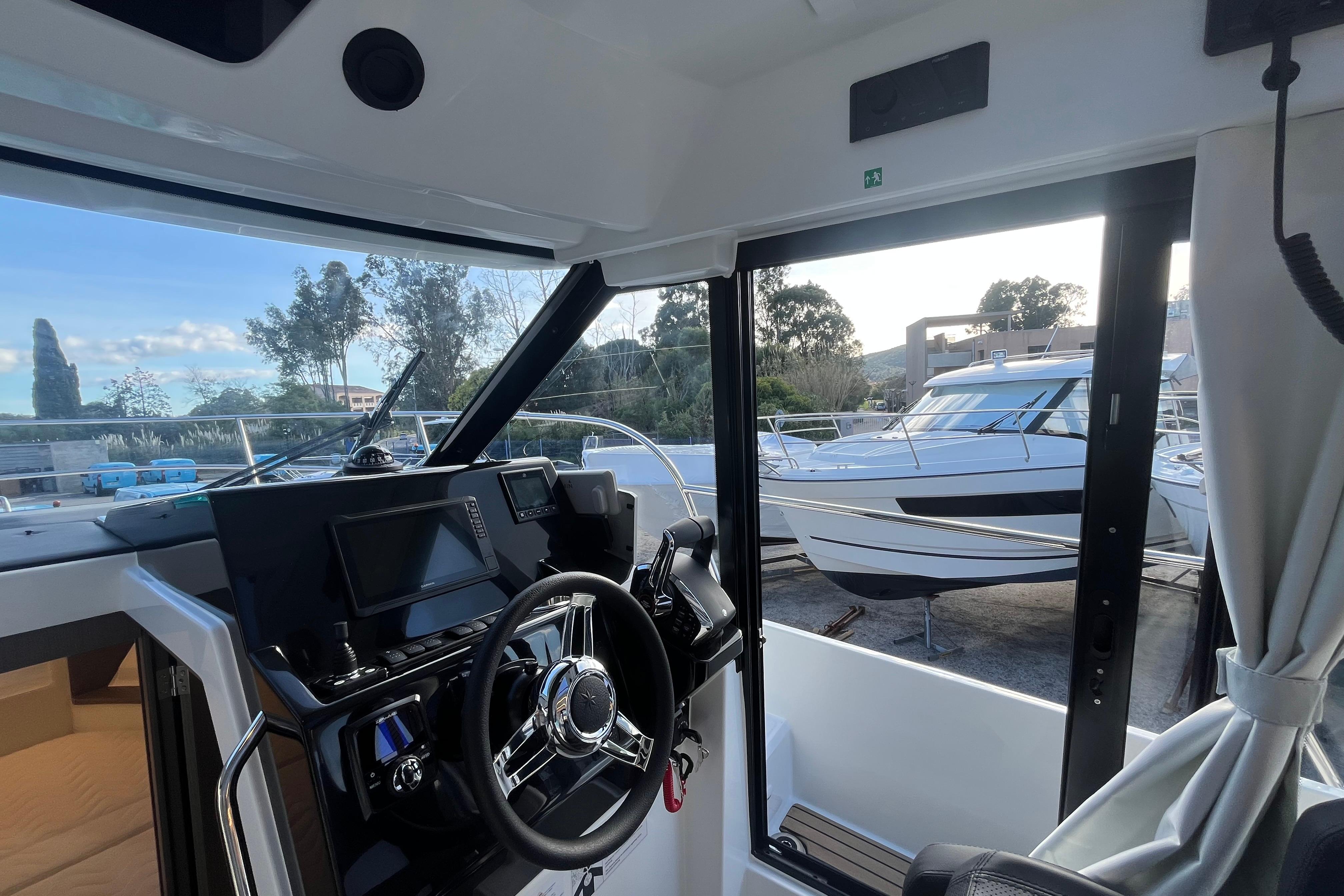 Jeanneau Merry Fisher 895 Serie 2