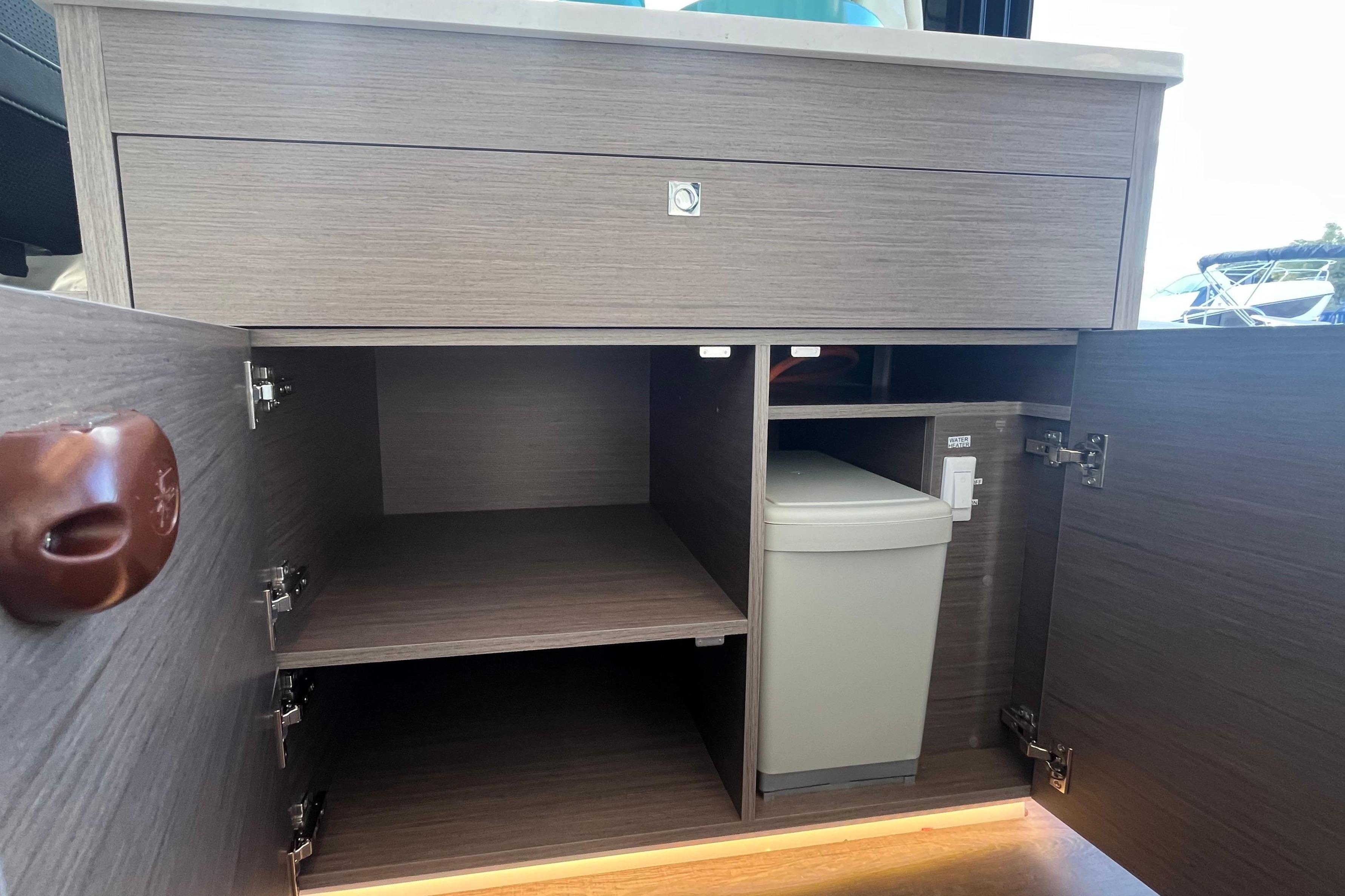 Jeanneau Merry Fisher 895 Serie 2