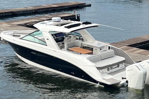 2023 Sea Ray SLX 400 Outboard