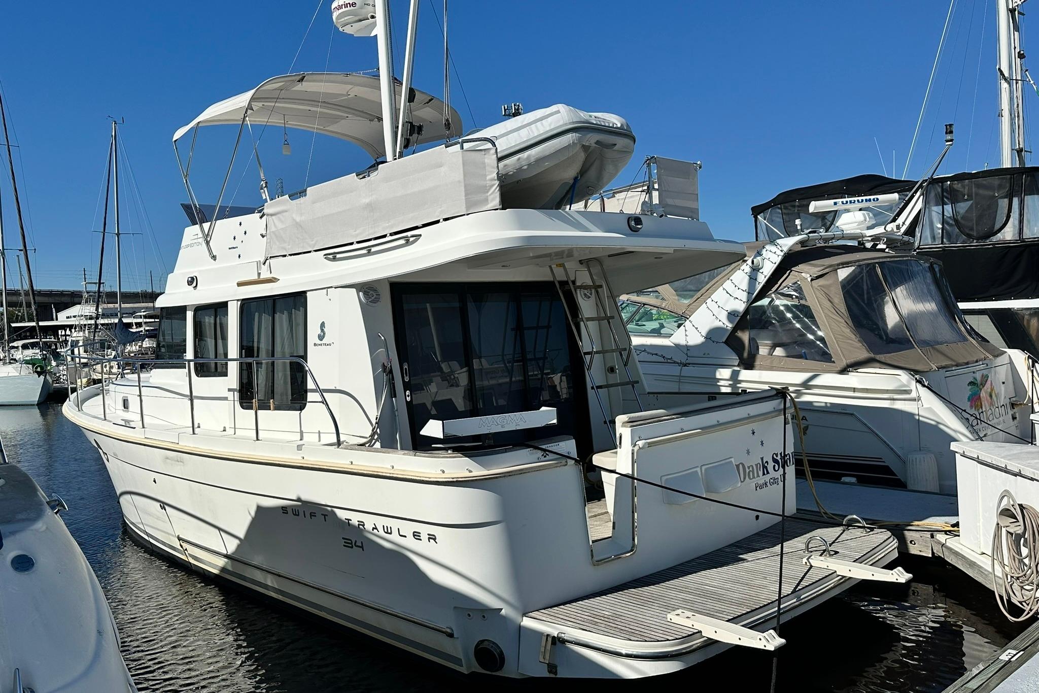 2016 Beneteau Swift Trawler 34