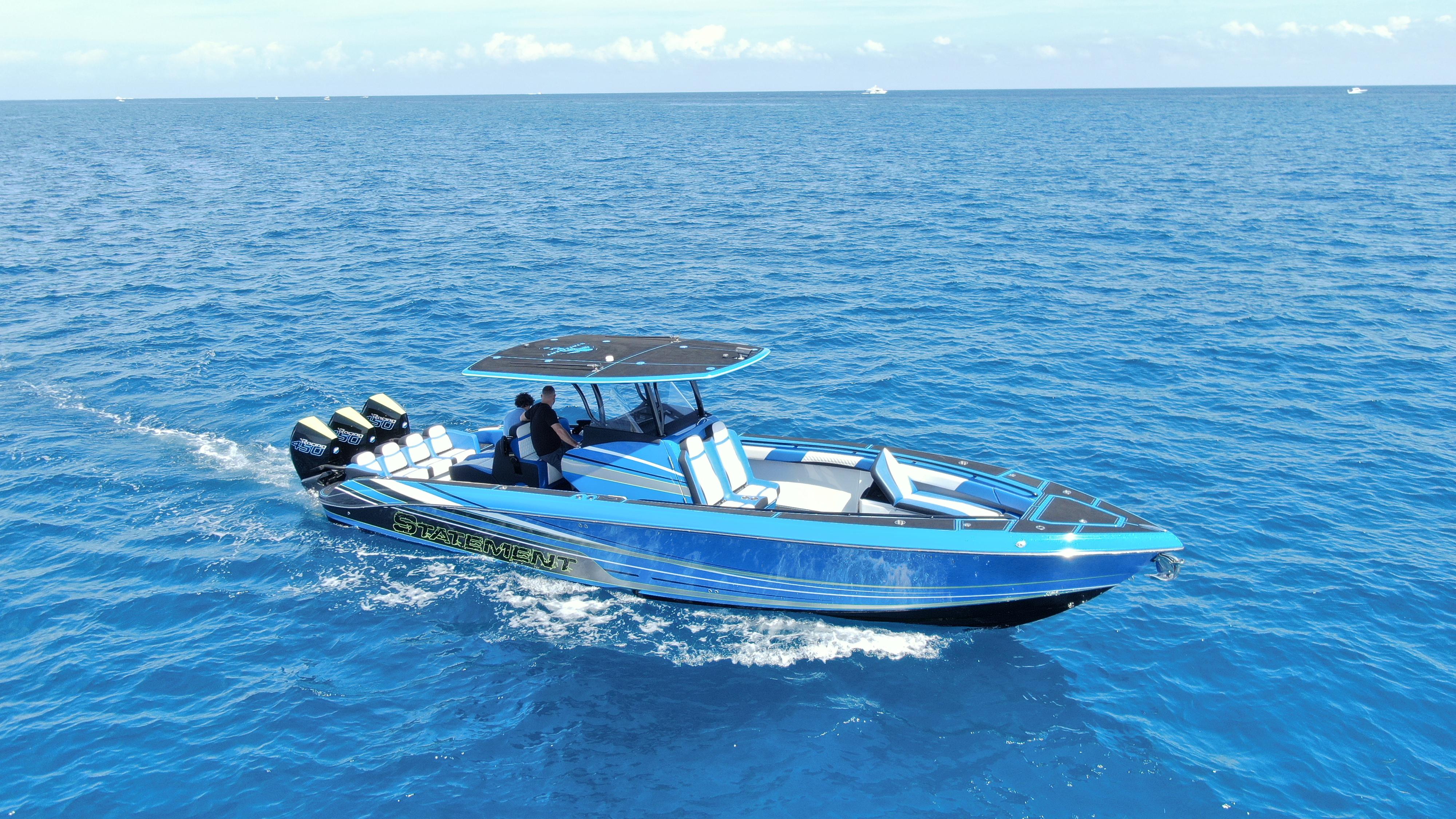 Statement-380 Open 2022-Riptide FL-US-2023 Statement 380 Open boat cruising on clear blue ocean waters.-9716318 | Thumbnail