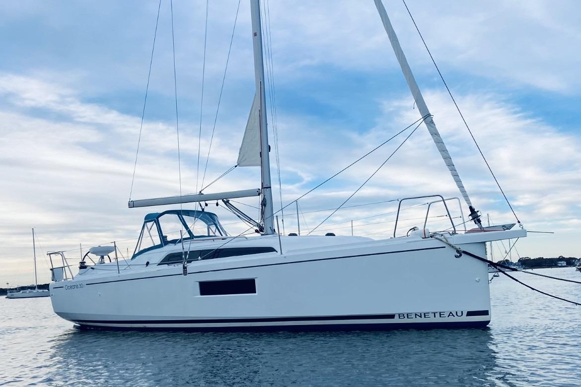 30' Beneteau 2021
