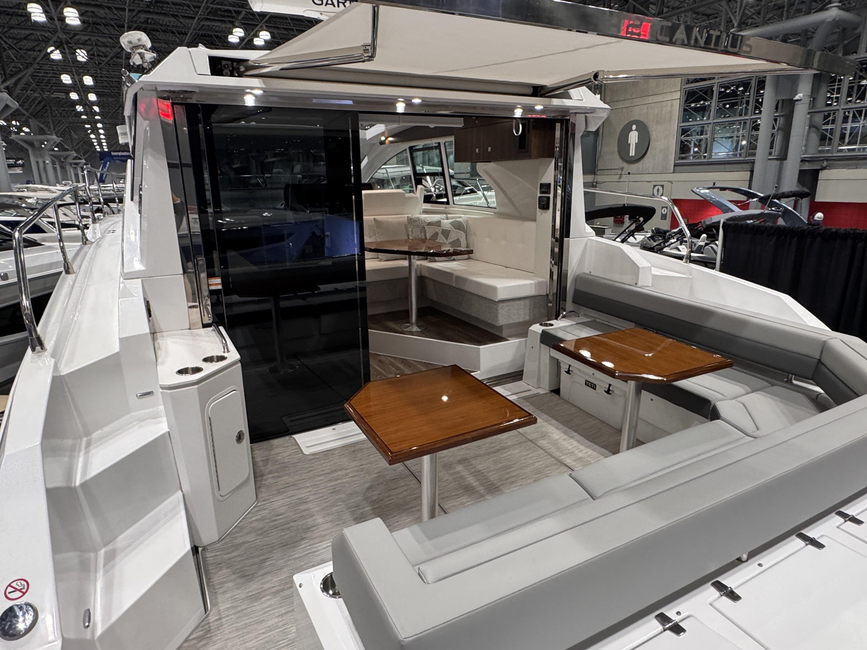 2024-cruisers-yachts-42-cantius-power-8666320-20250304085732129-1_XLARGE