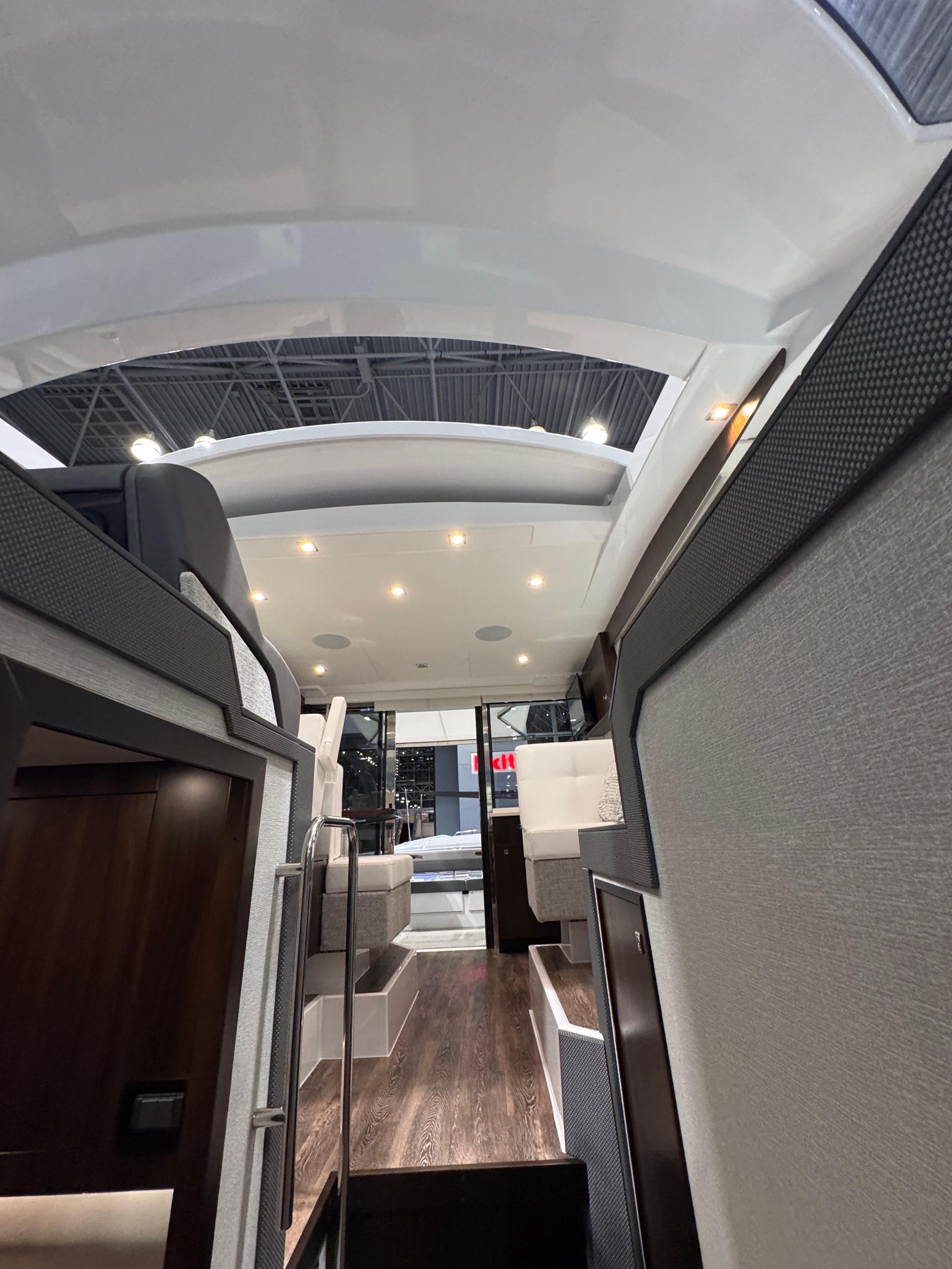2024-cruisers-yachts-42-cantius-power-8666320-20250304085806748-1_XLARGE