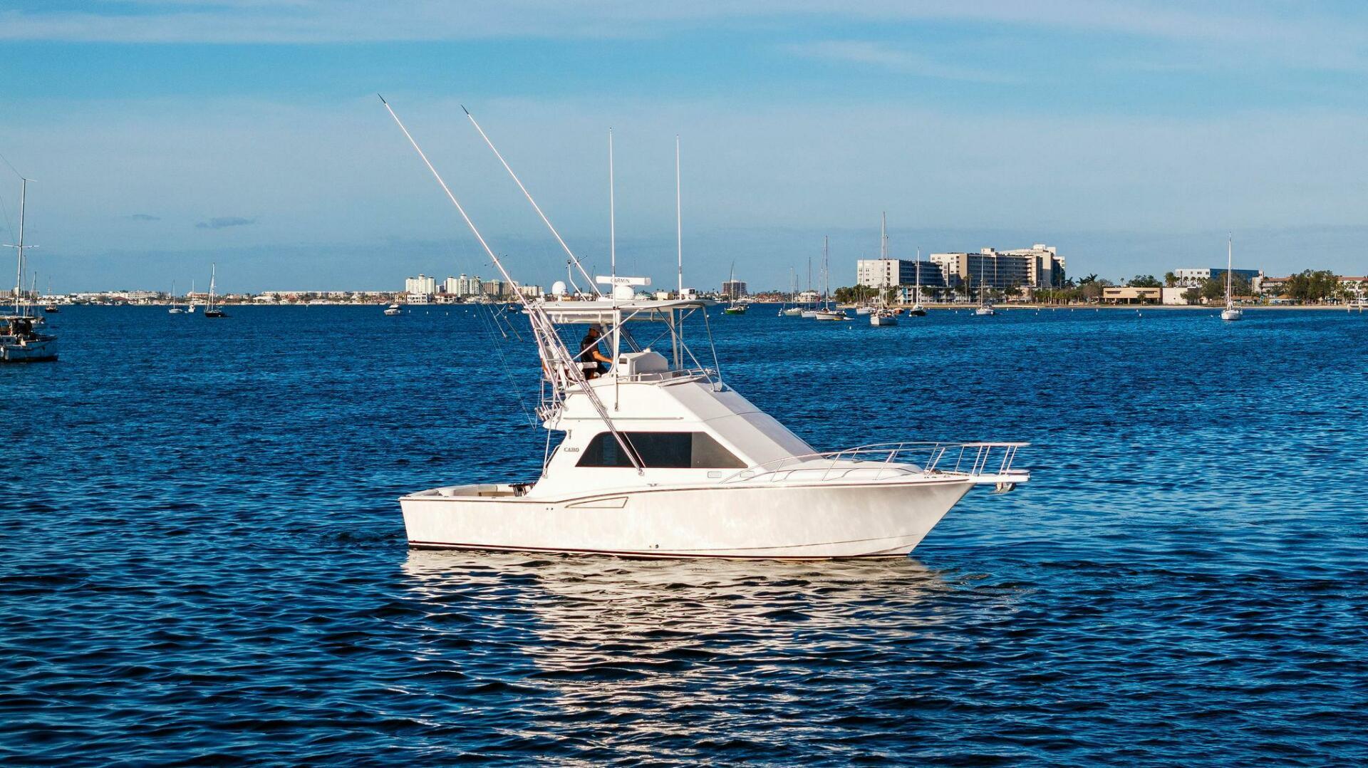 2005 Cabo 35 Flybridge 'Reel Estate'