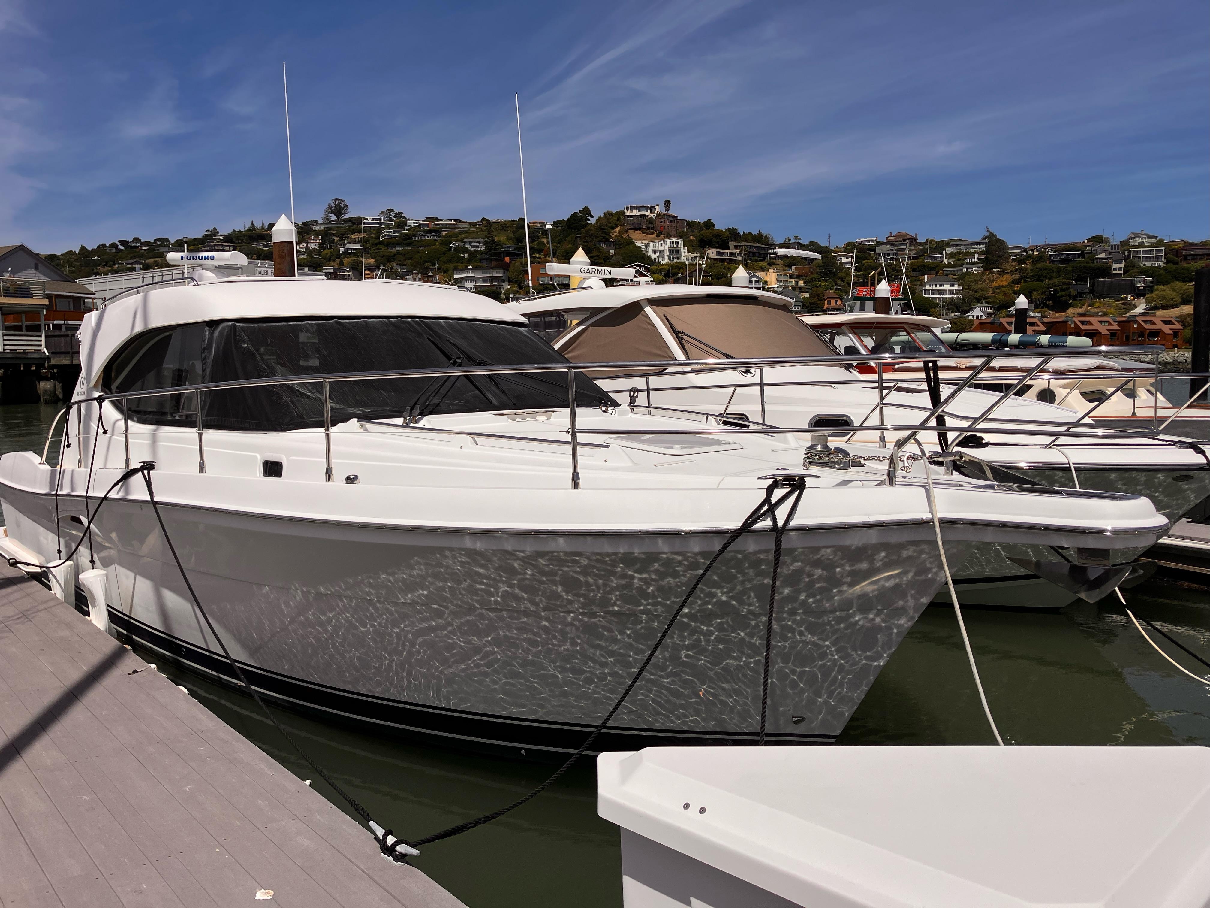 Photo of 2007 Riviera 38'