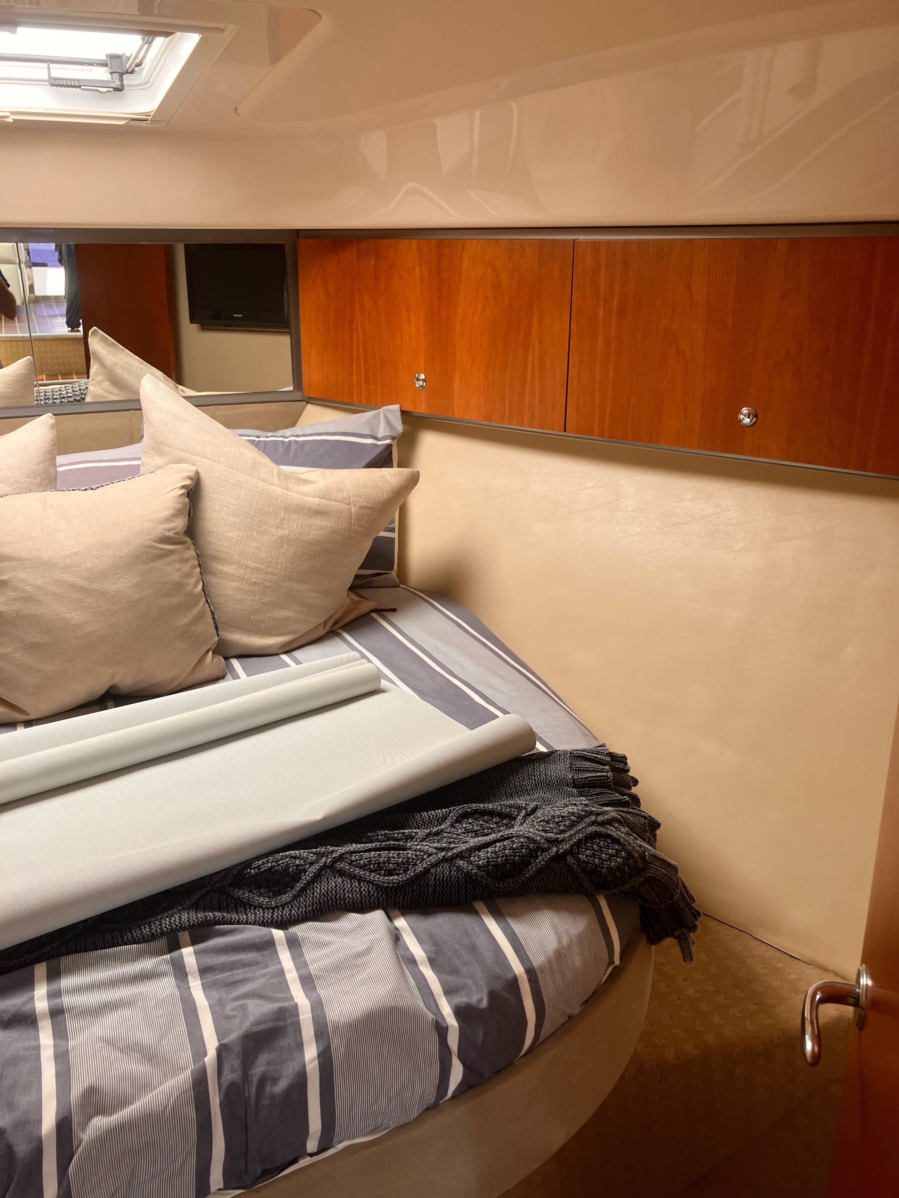 Riviera-3600 Sport Yacht 2007-Zatara CA-US-9786341 | Thumbnail