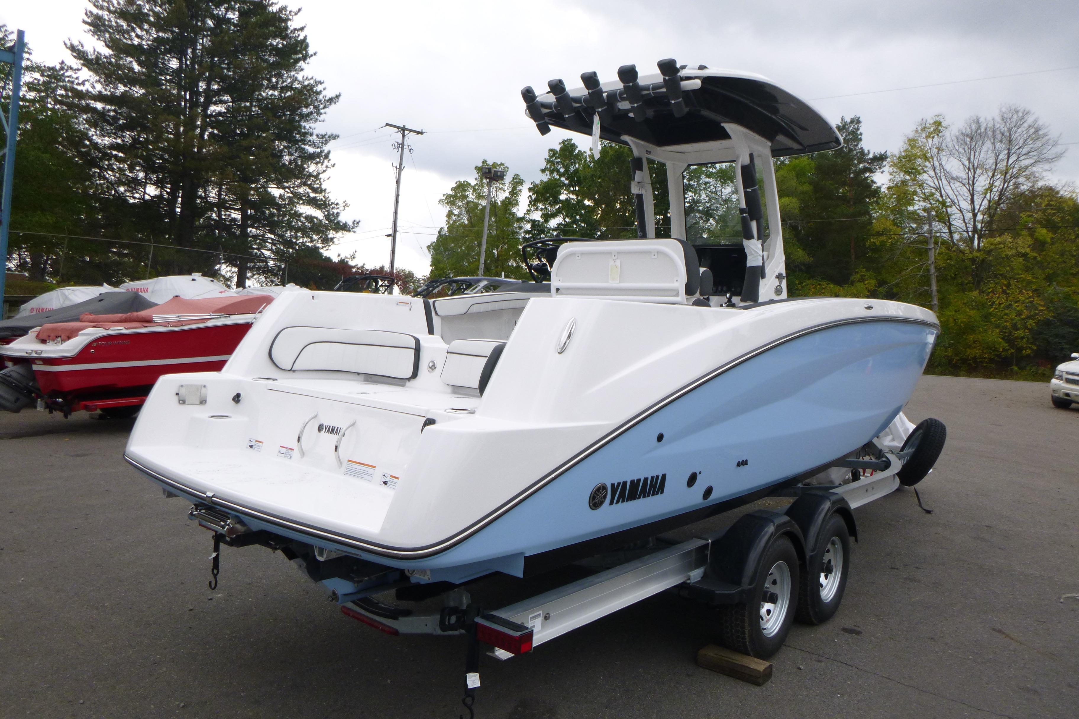 2026 Yamaha Boats 255 FSH Sport H Gallery